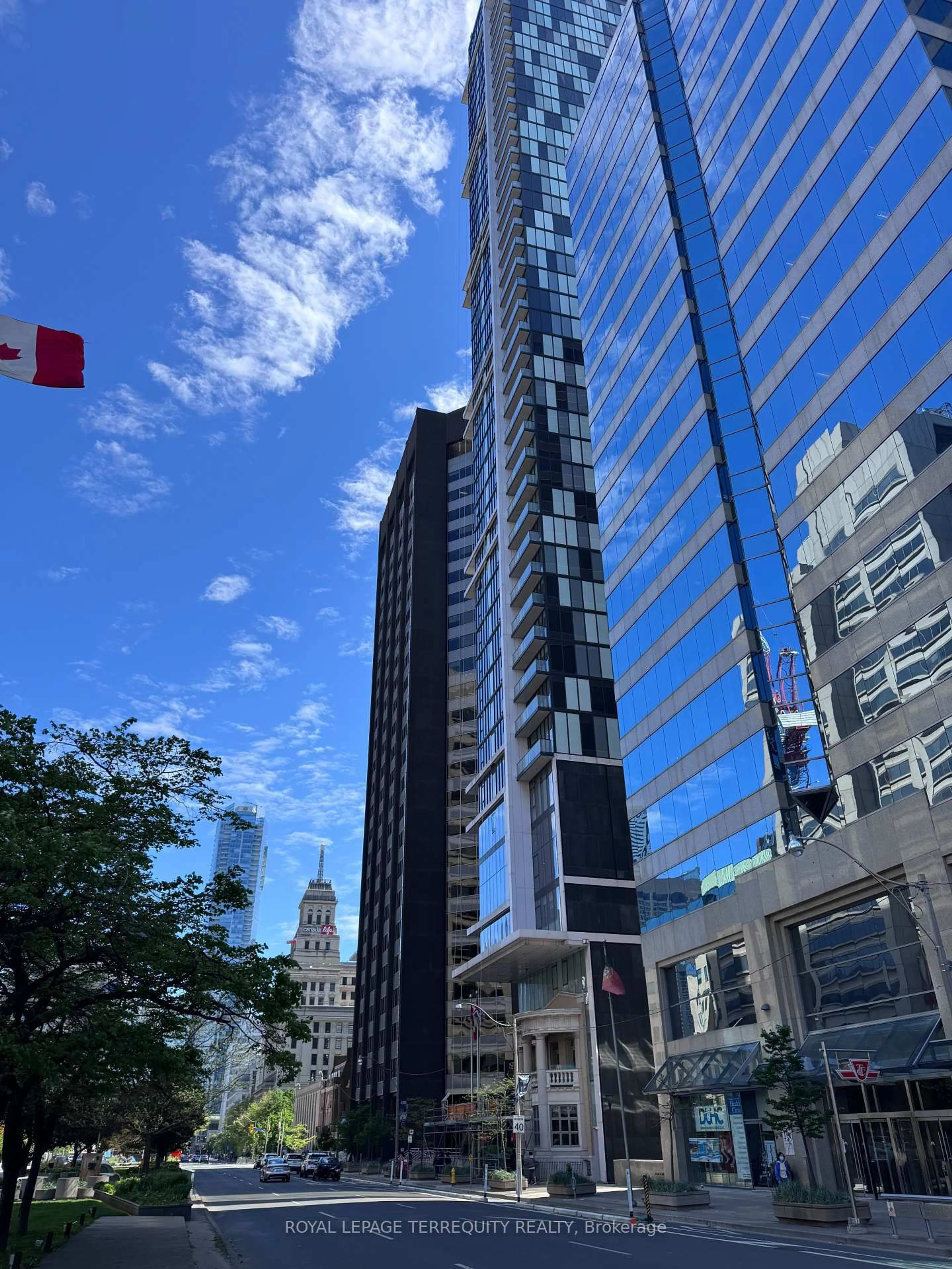Unknown for 426 University Ave #2308, Toronto Ontario M5G 1S9