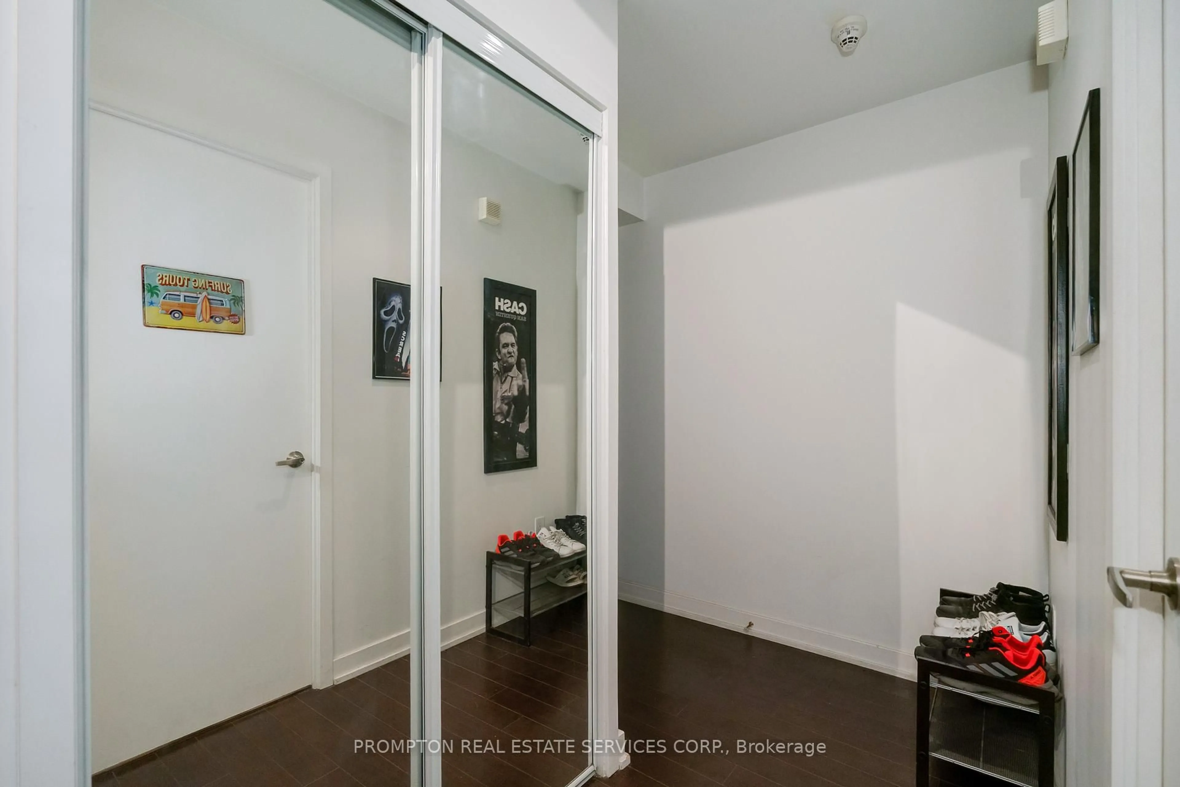 Indoor entryway for 8 Telegram Mews #205, Toronto Ontario M5V 3Z5
