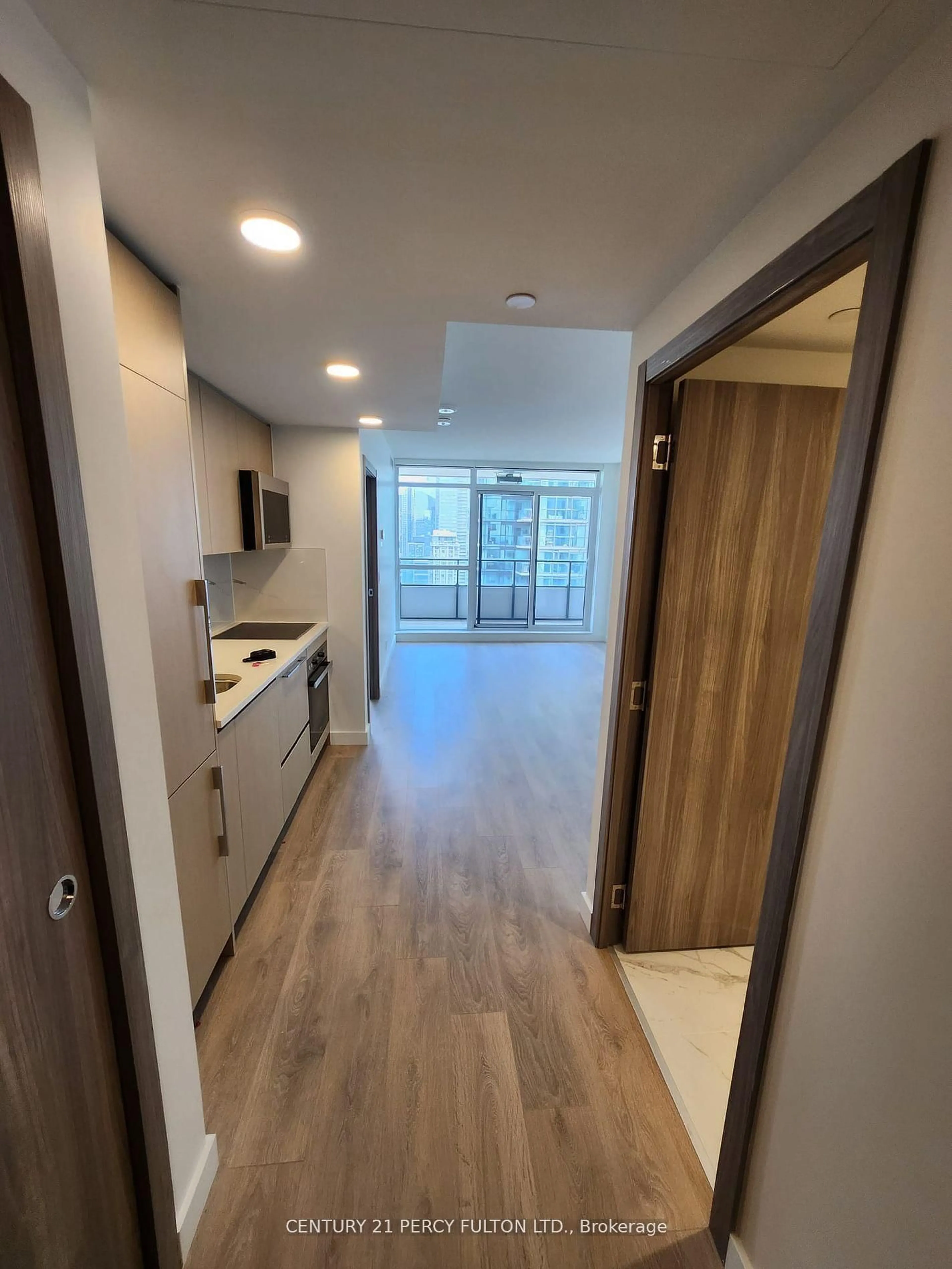 Unknown for 38 Widmer St #4205, Toronto Ontario M5V 0P7