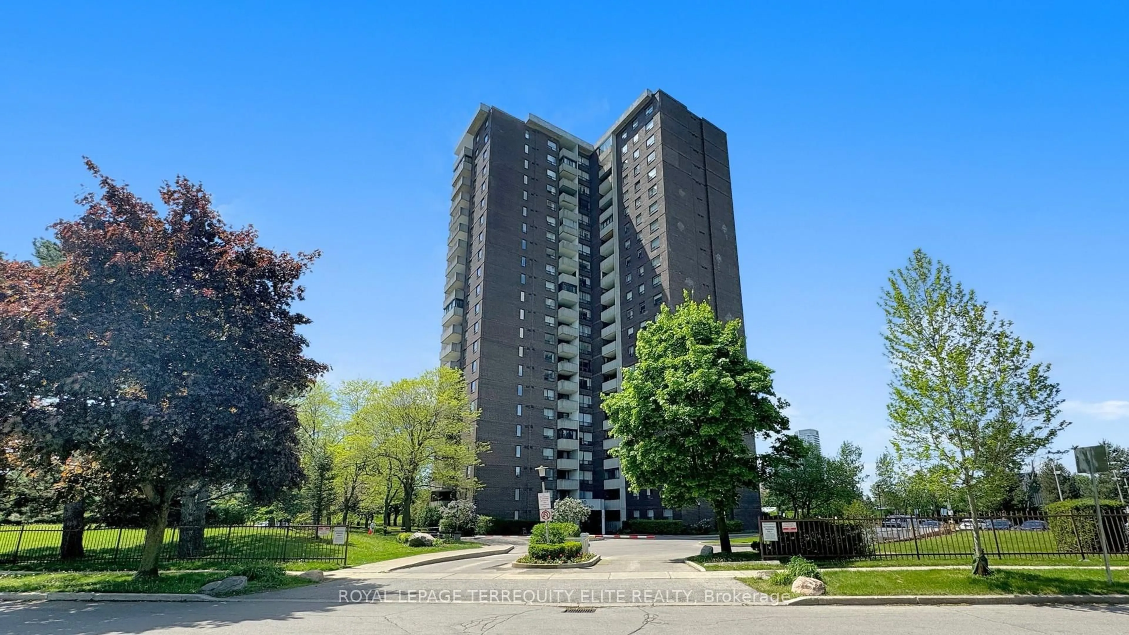 Unknown for 10 Muirhead Rd #1810, Toronto Ontario M2J 4P9