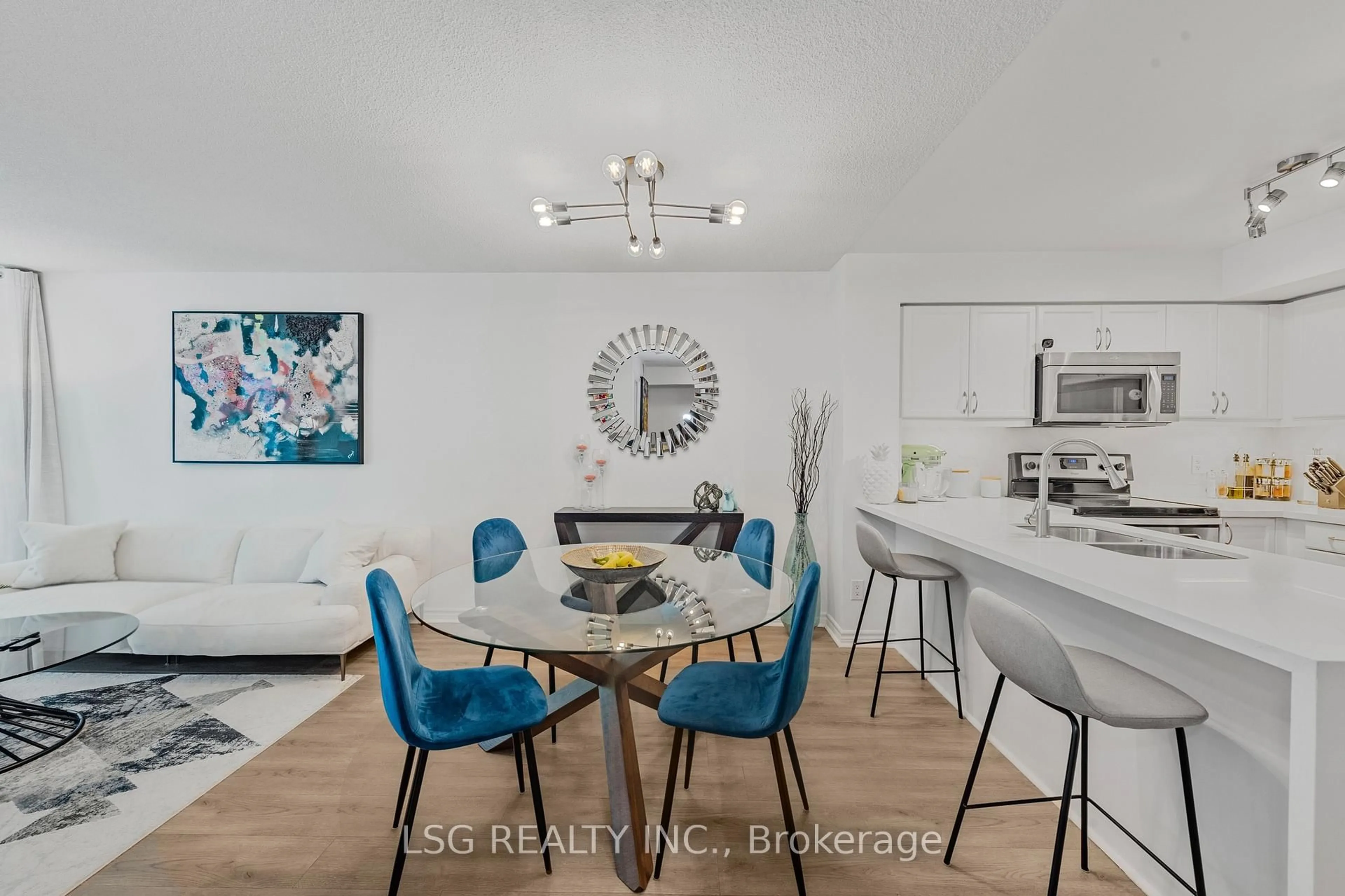 Unknown for 19 Grand Trunk Cres #1908, Toronto Ontario M5J 3A3