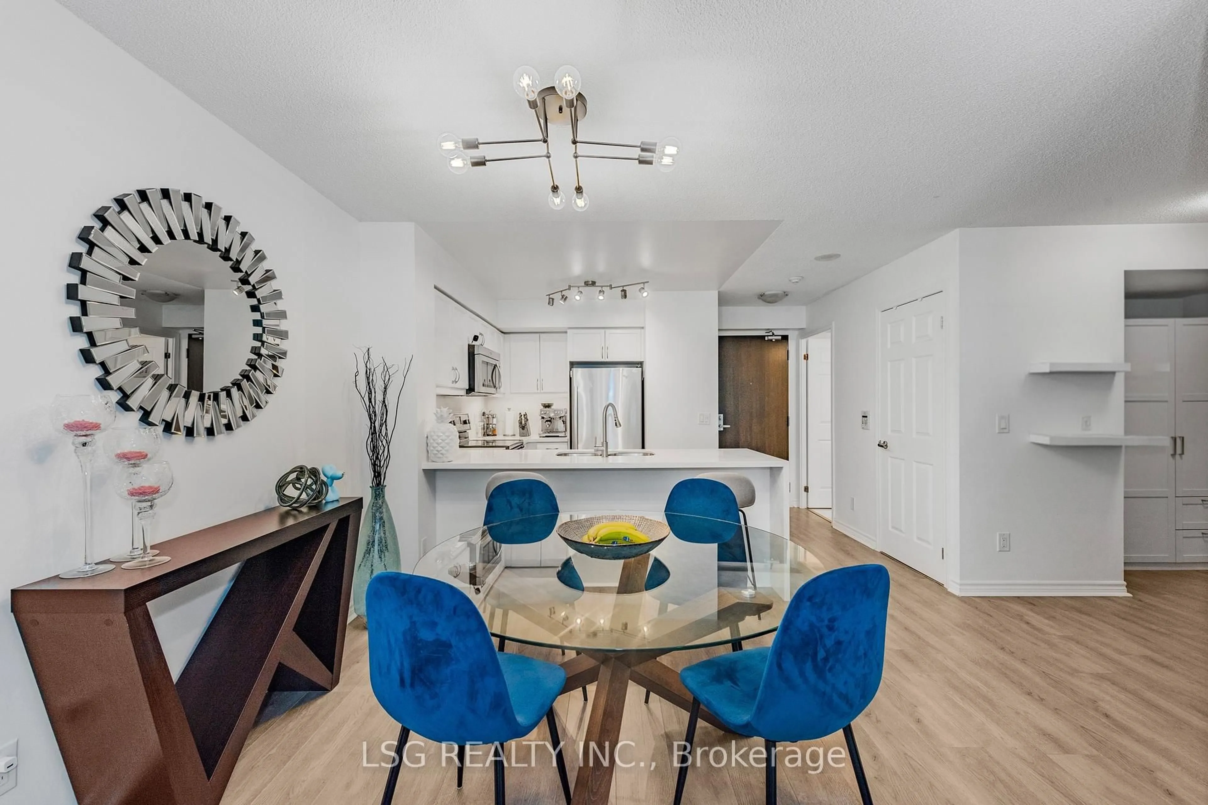 Dining room, unknown for 19 Grand Trunk Cres #1908, Toronto Ontario M5J 3A3