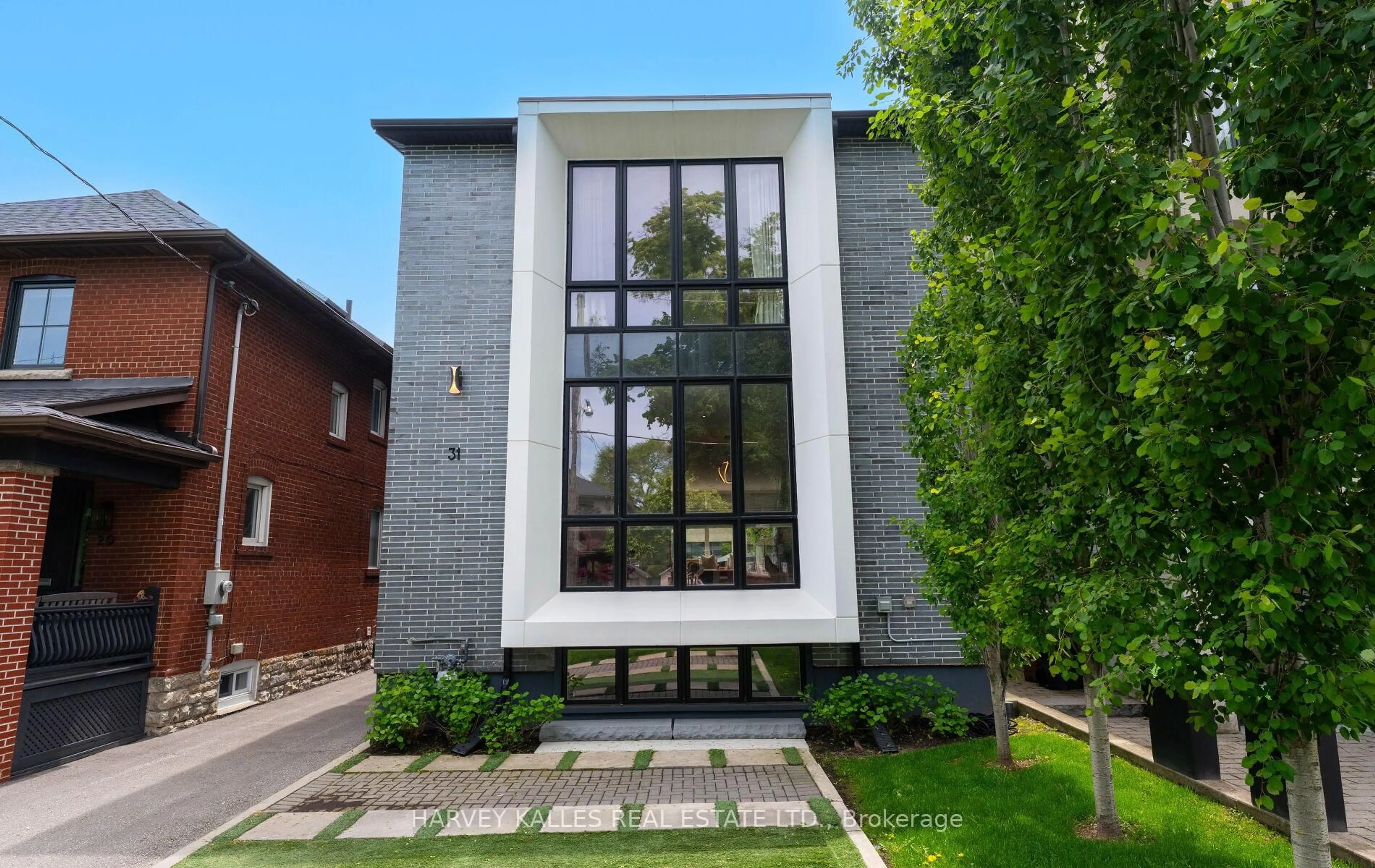 Home with brick exterior material, building for 31 Kilbarry Rd, Toronto Ontario M5P 1K4