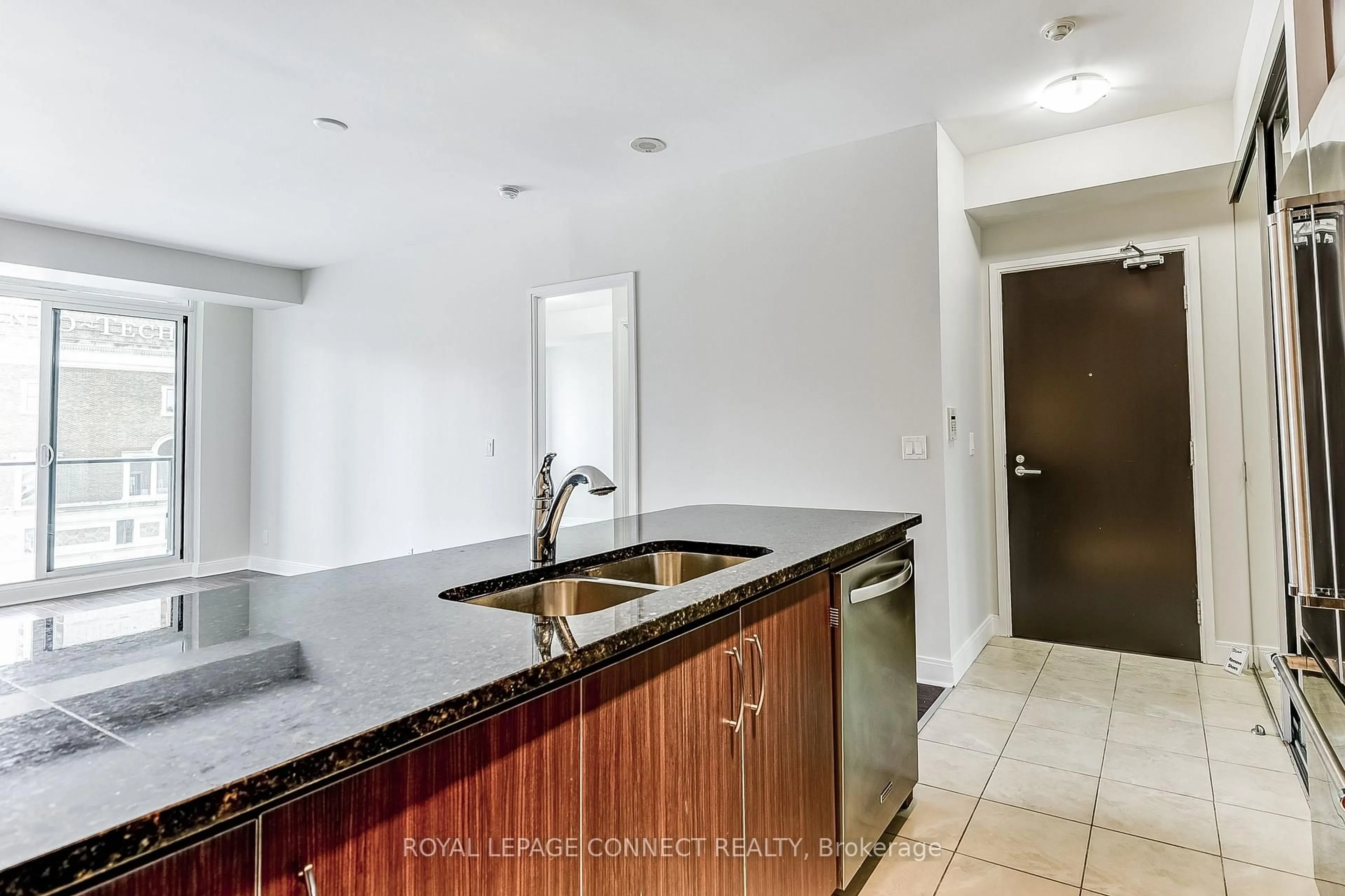 Standard kitchen, unknown for 825 Church St #601, Toronto Ontario M4W 3Z4
