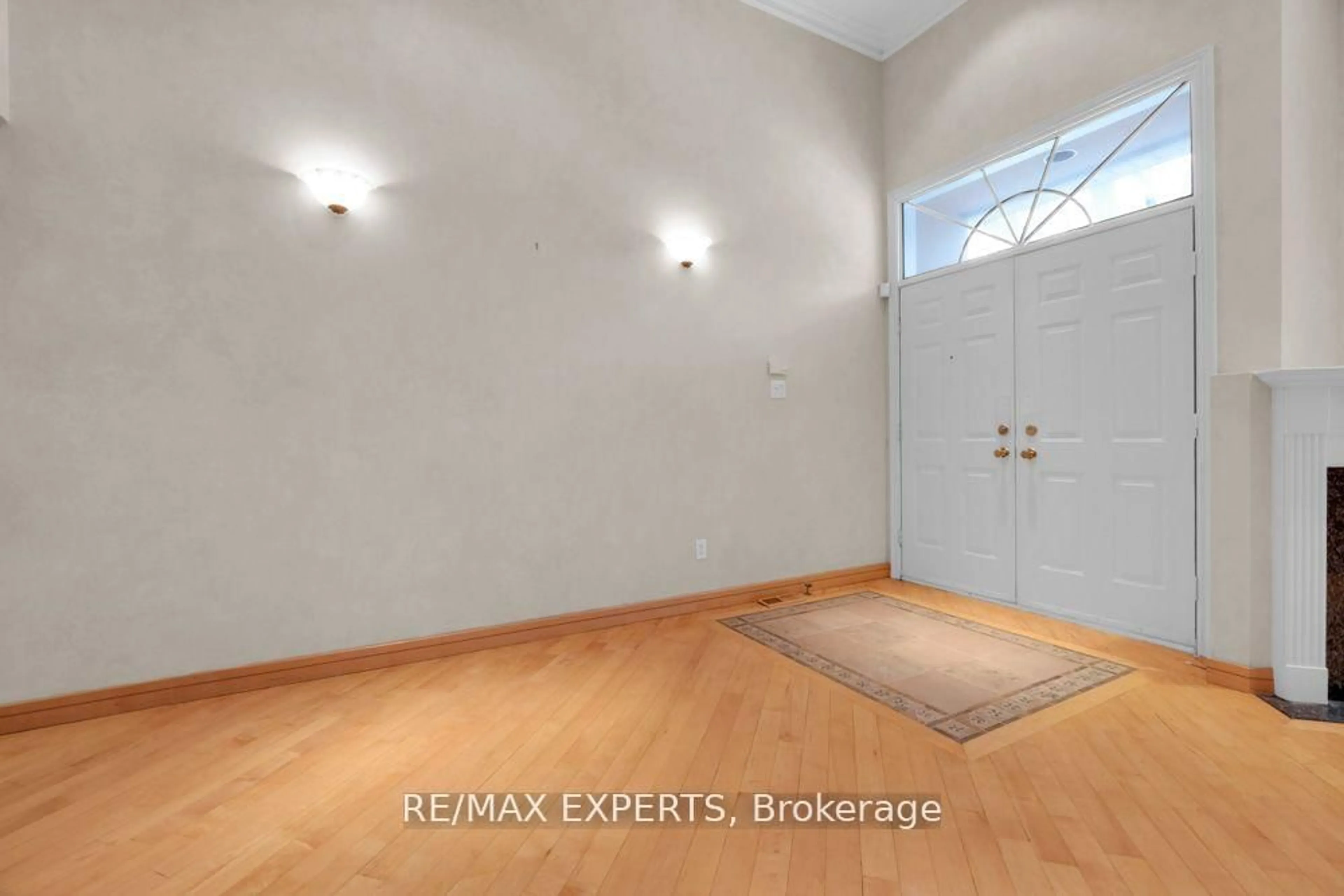 Unknown for 3348 Bayview Ave #I, Toronto Ontario M2M 3R9