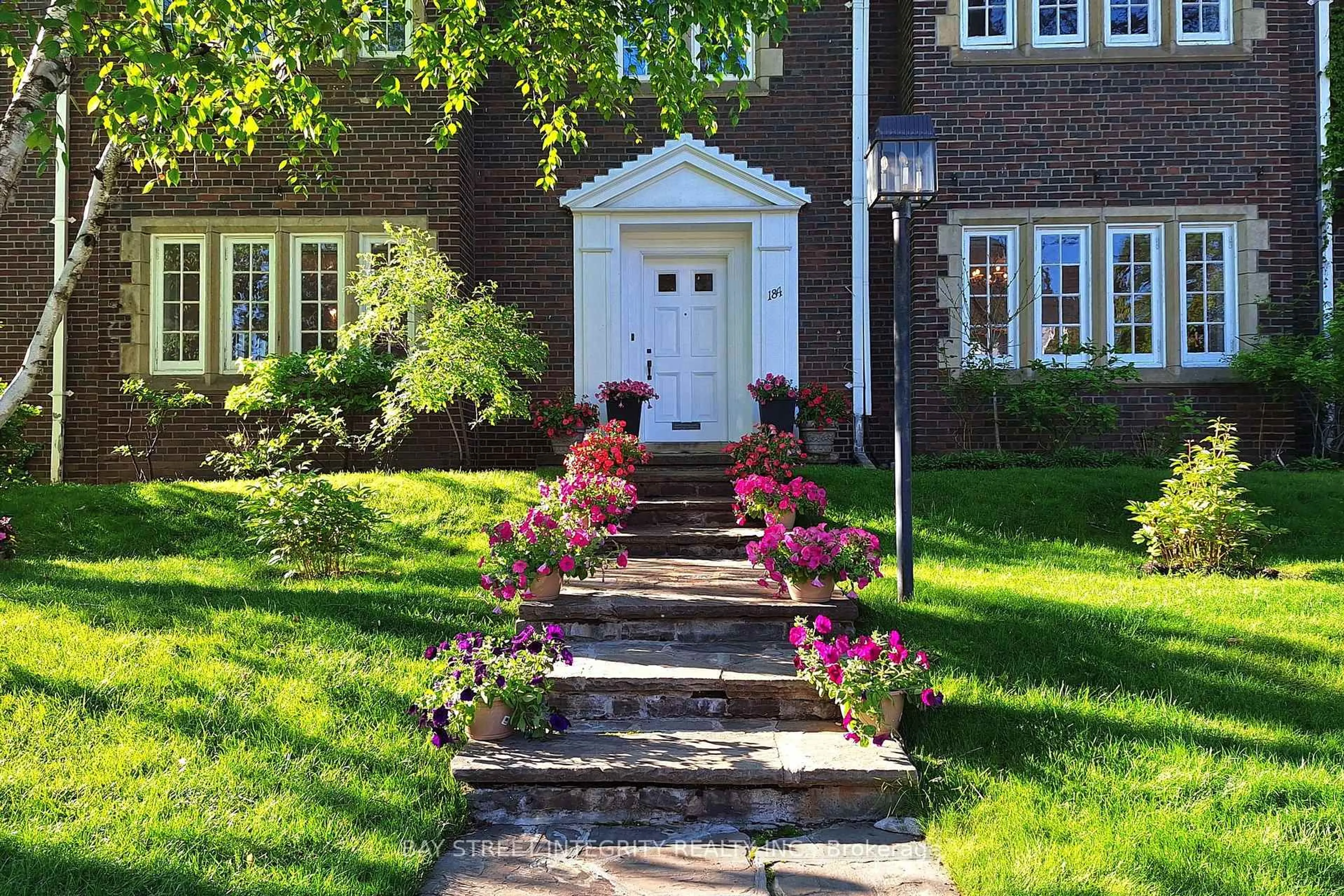 Home with brick exterior material, street for 184 Heath St, Toronto Ontario M4V 1V2