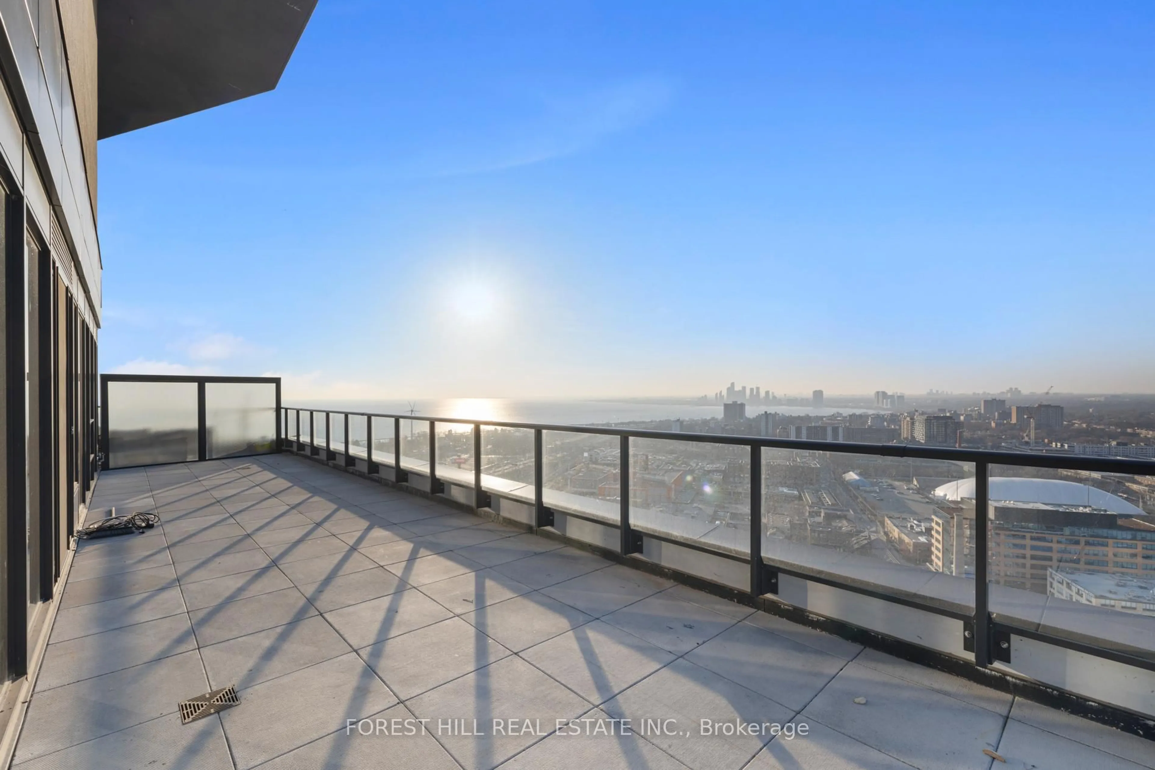 Balcony in the apartment, city buildings view from balcony for 135 East Liberty St #PH3, Toronto Ontario M6K 0G7