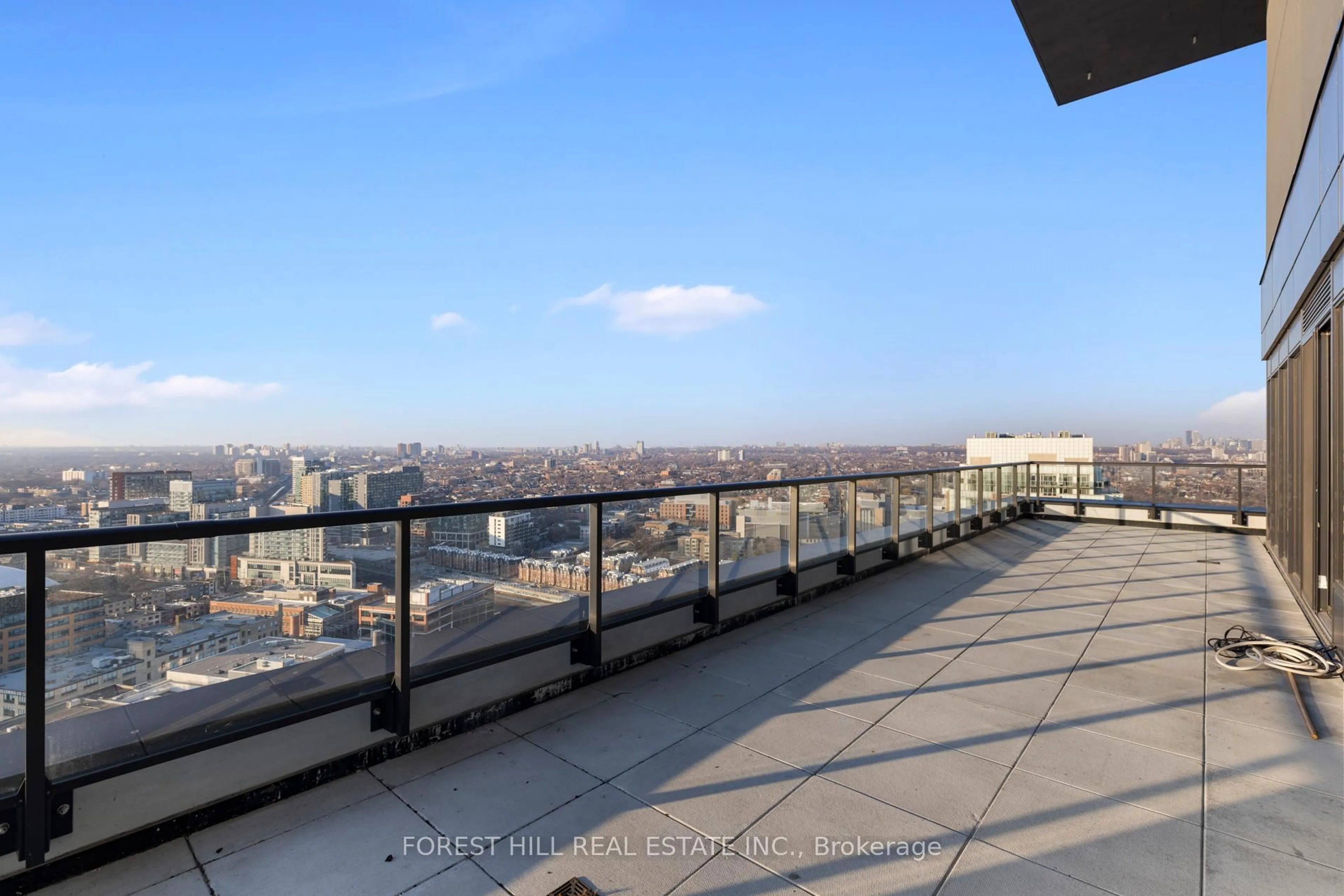 Balcony in the apartment, city buildings view from balcony for 135 East Liberty St #PH3, Toronto Ontario M6K 0G7