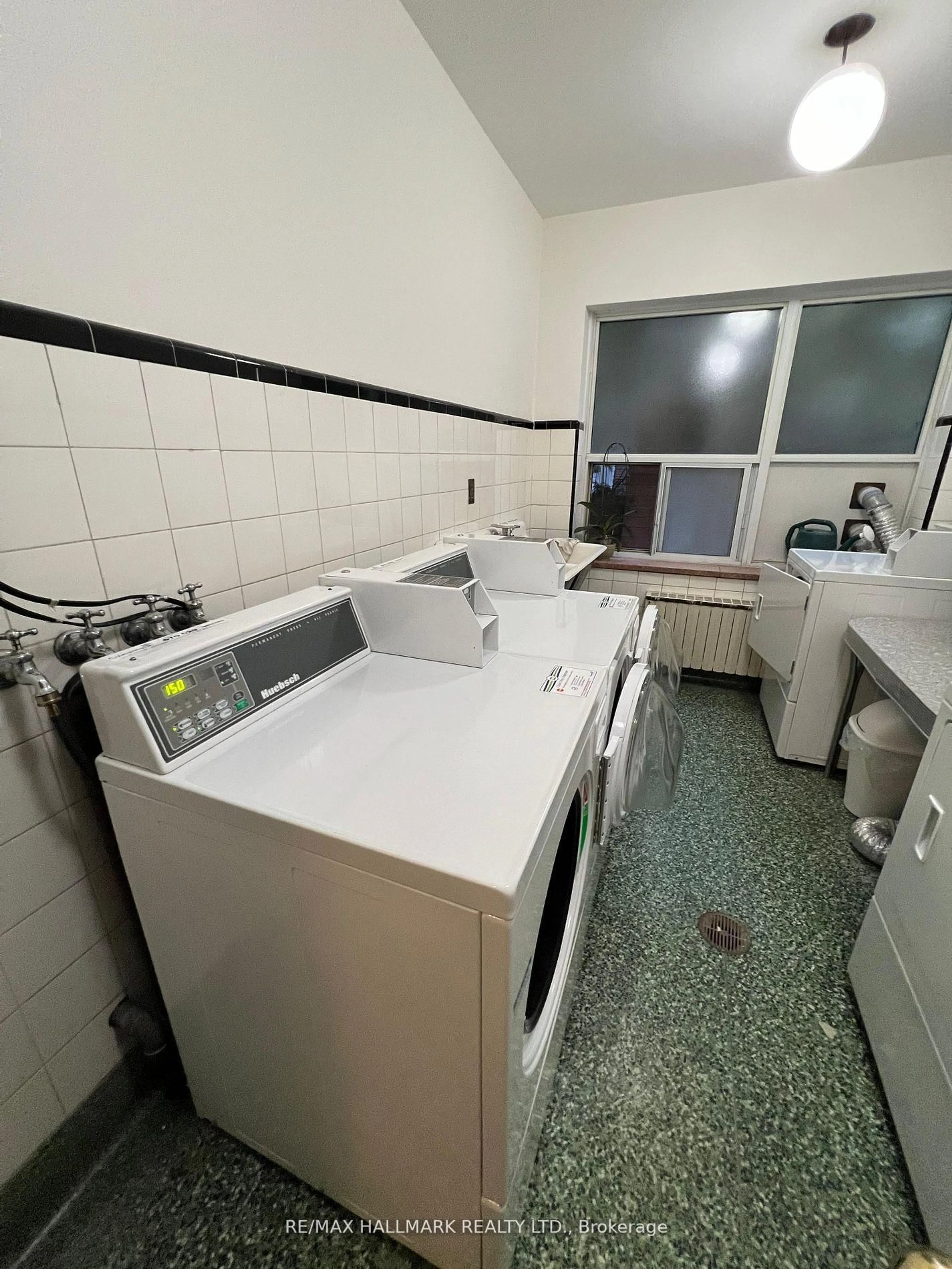 Standard kitchen, unknown for 21 Thelma Ave #103, Toronto Ontario M4V 1X8