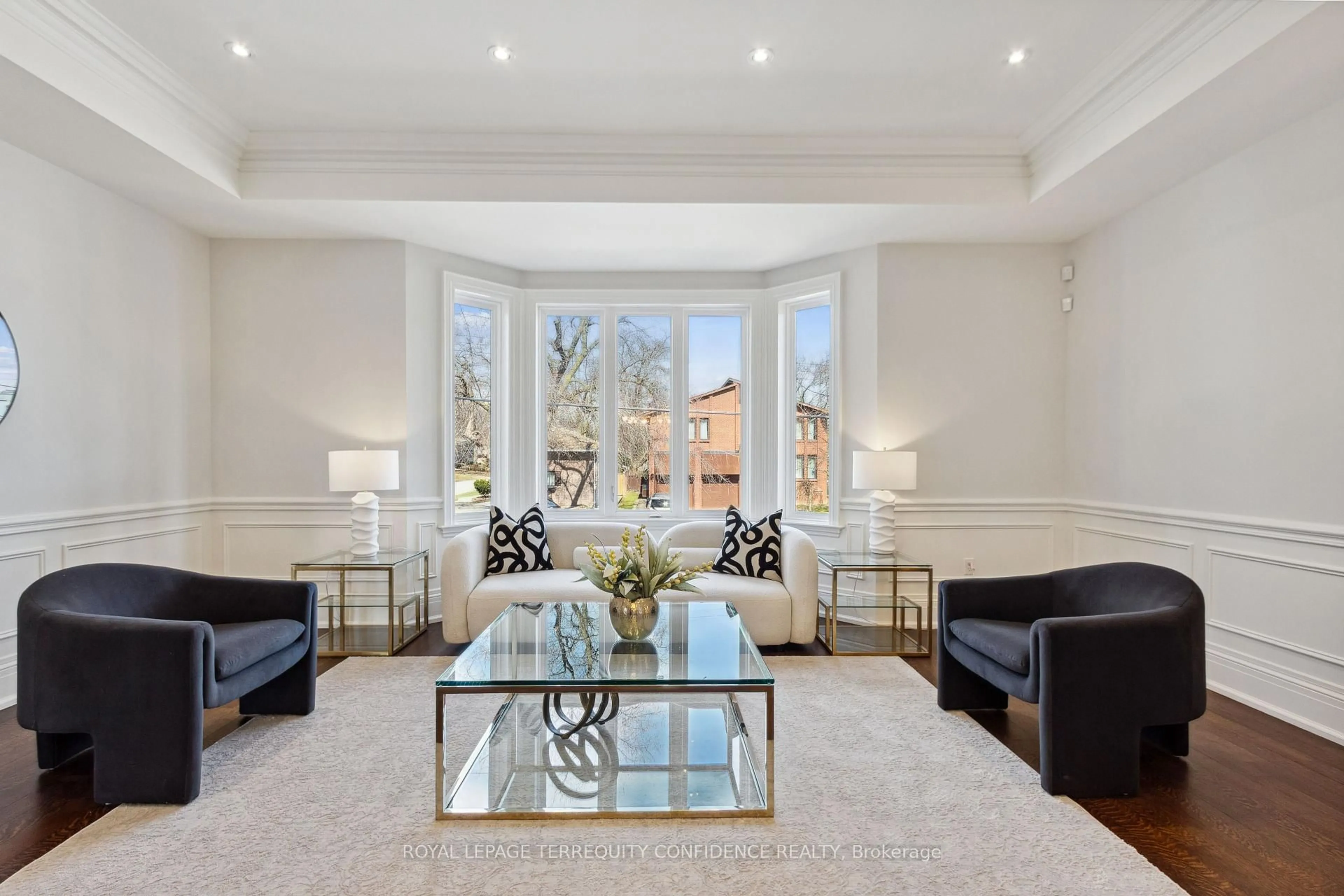 Living room with furniture, unknown for 241 Hounslow Ave, Toronto Ontario M2N 2B5