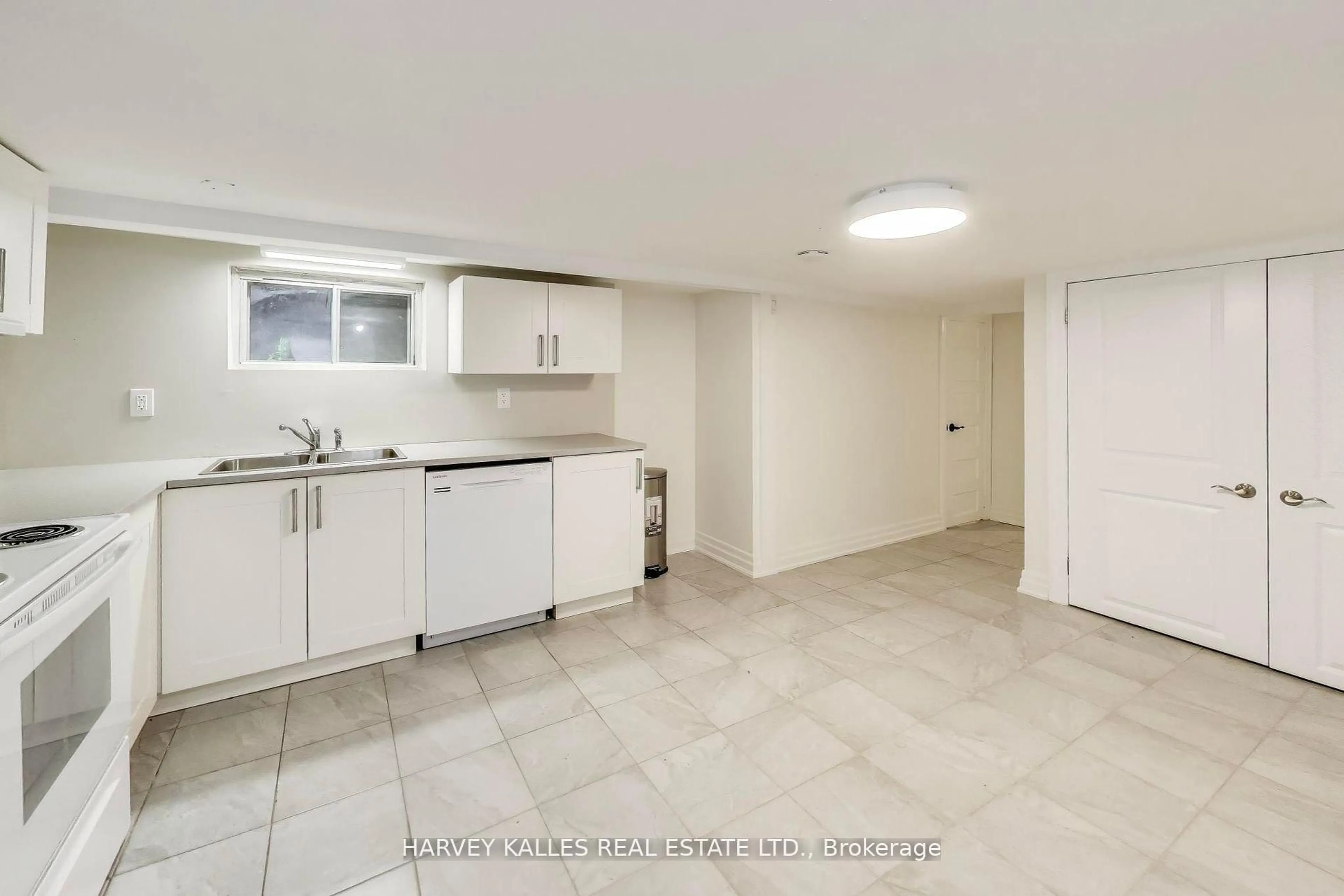 Standard kitchen, unknown for 463 Westmount Ave, Toronto Ontario M6E 3N4