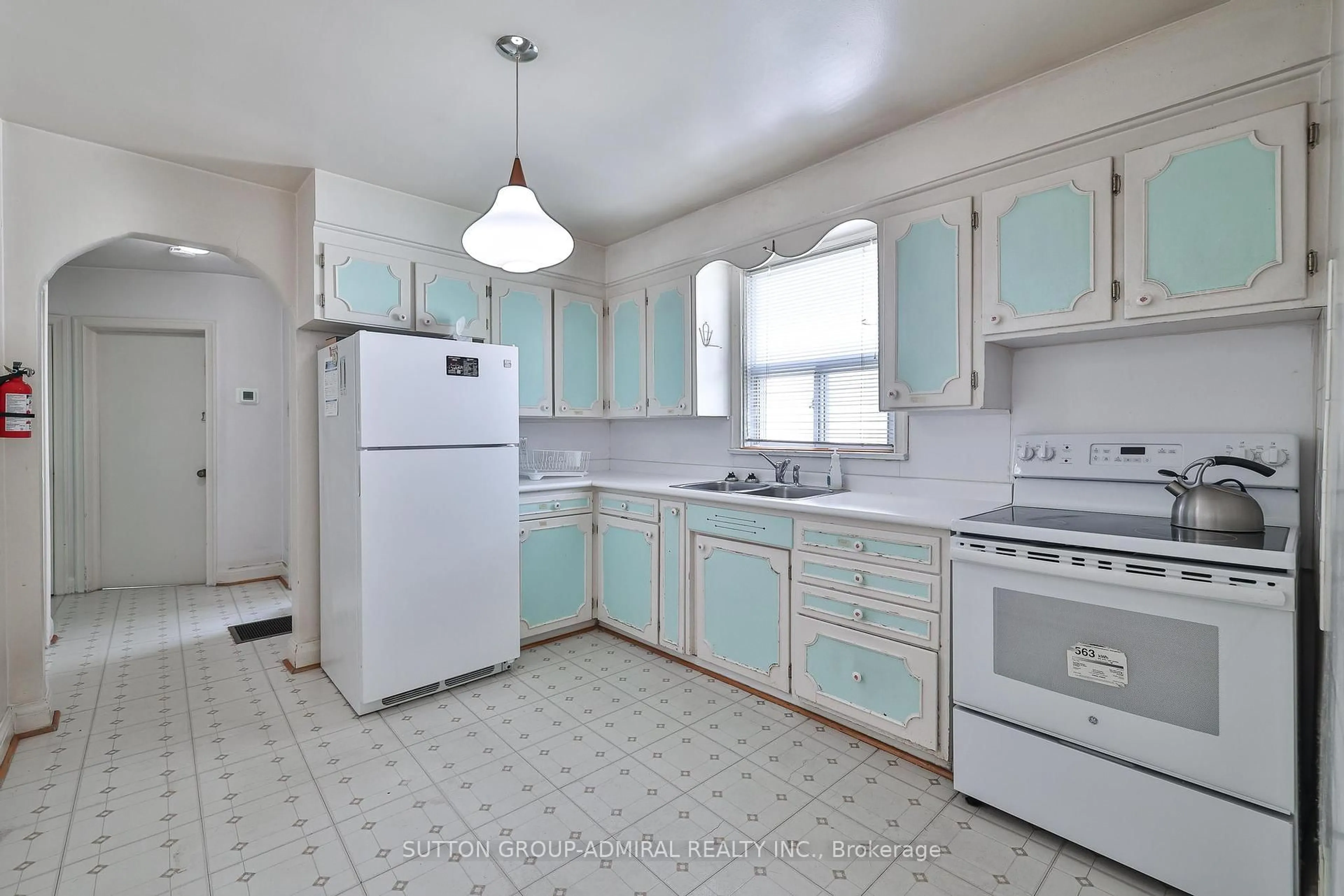 Standard kitchen, unknown for 113 McAllister Rd, Toronto Ontario M3H 2N5