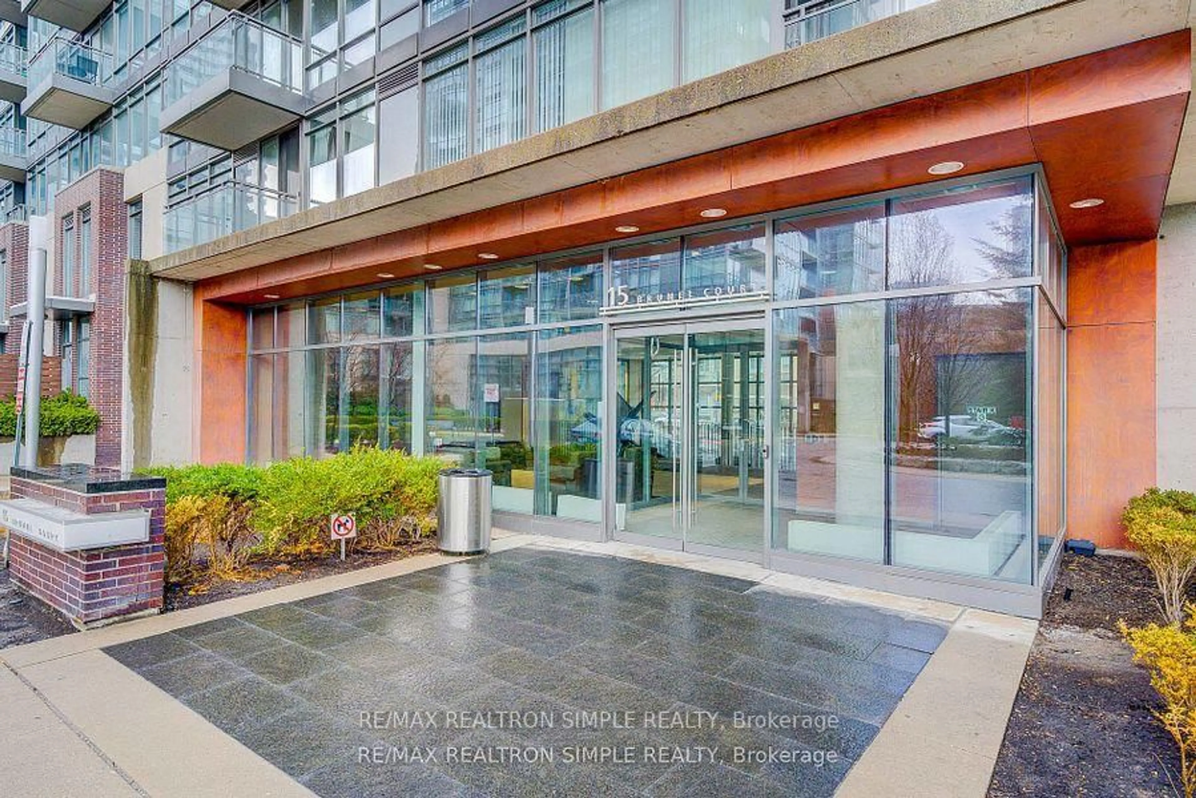 Indoor foyer for 15 Brunel Crt #703, Toronto Ontario M5V 3Y6