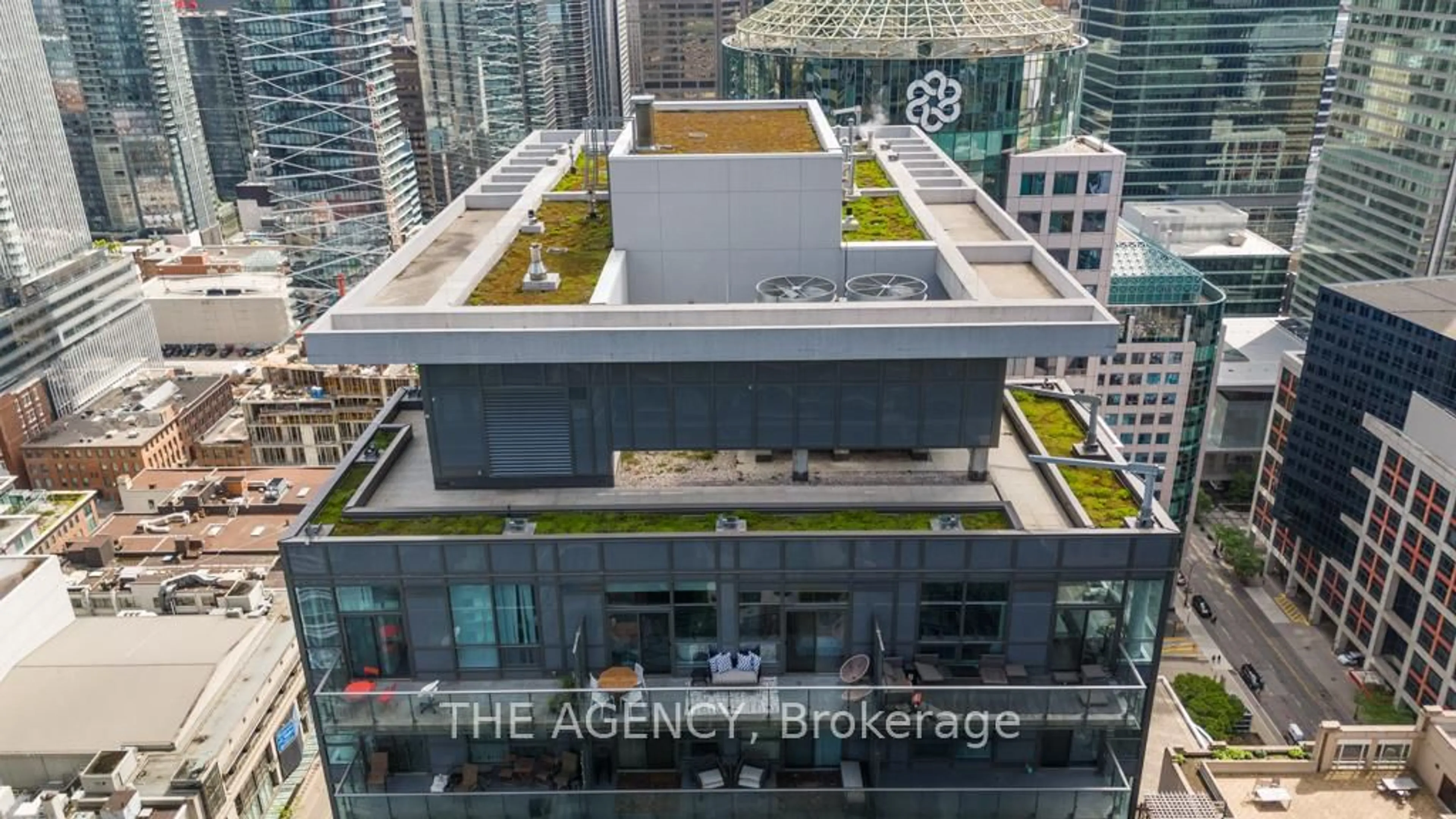 A pic from outside/outdoor area/front of a property/back of a property/a pic from drone, city buildings view from balcony for 8 Mercer St #3305, Toronto Ontario M5V 0C4
