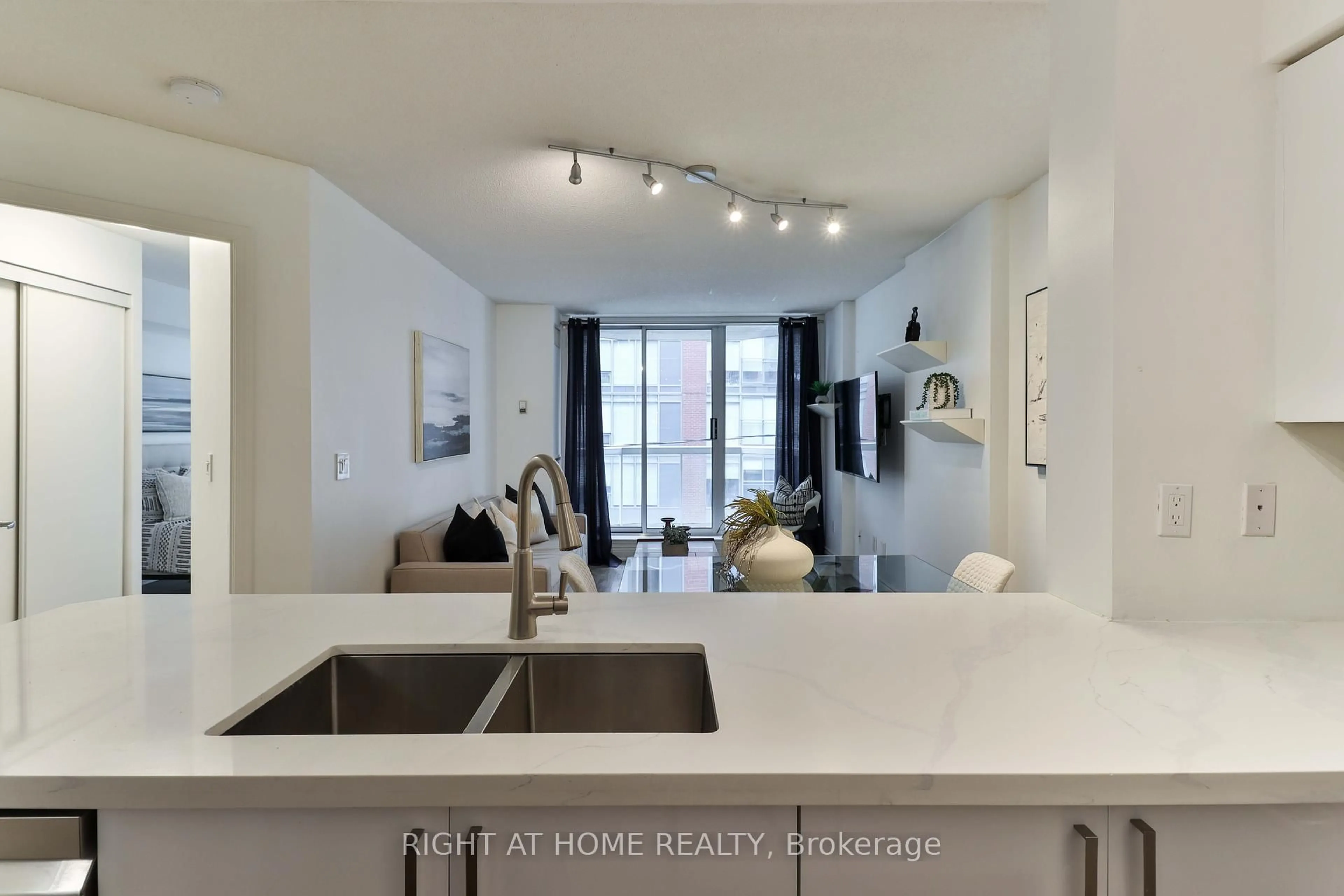 Open concept kitchen, unknown for 330 Adelaide St #308, Toronto Ontario M5A 4S9