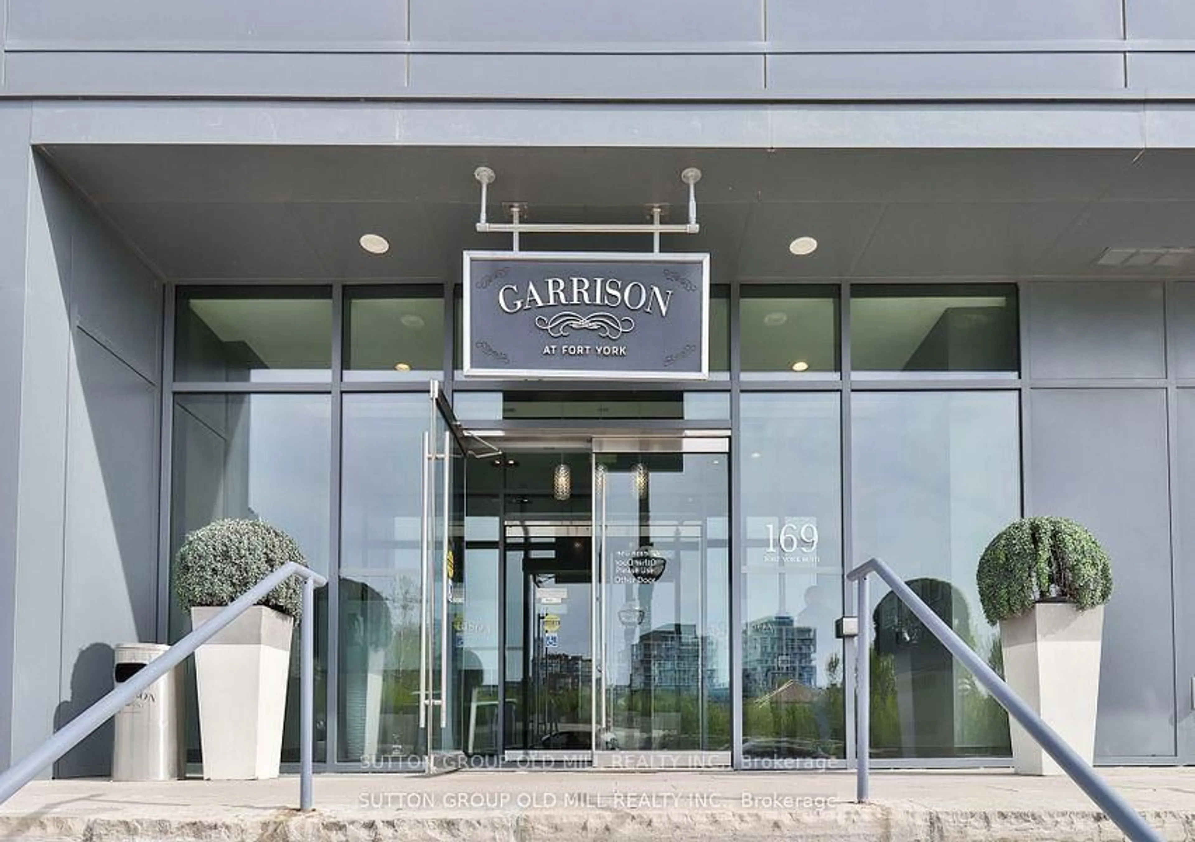 Lobby for 169 Fort York Blvd #517, Toronto Ontario M5V 0C8
