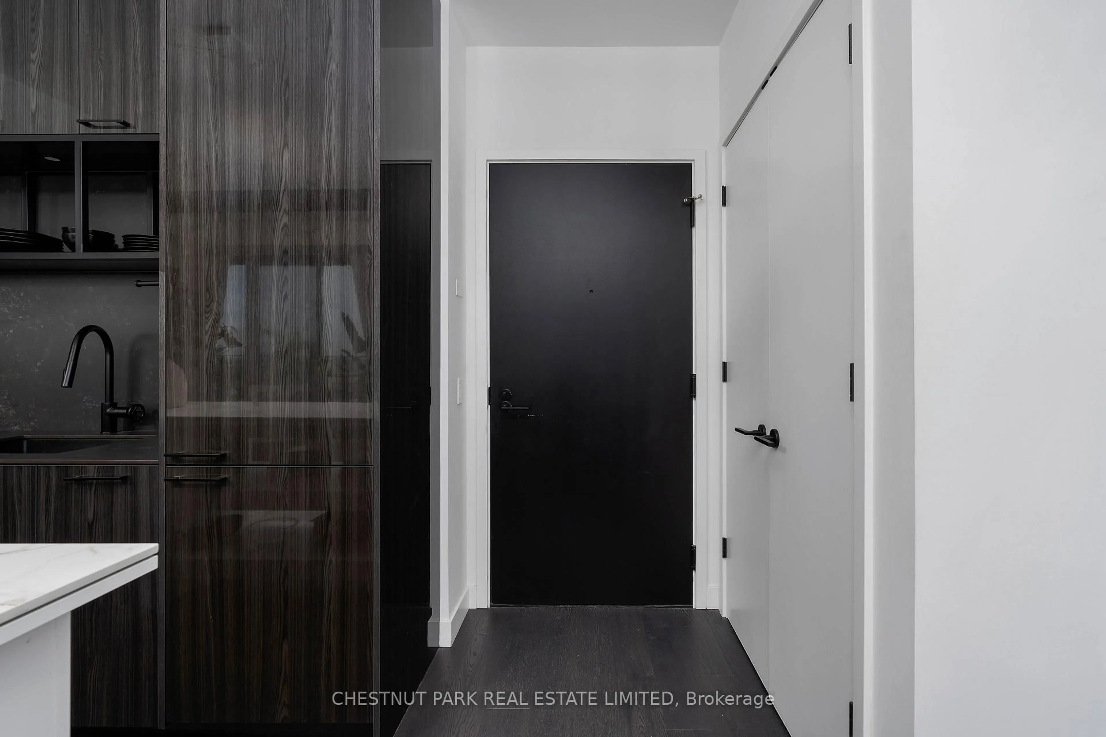 Indoor entryway for 505 Richmond St #1303, Toronto Ontario M5V 0P4