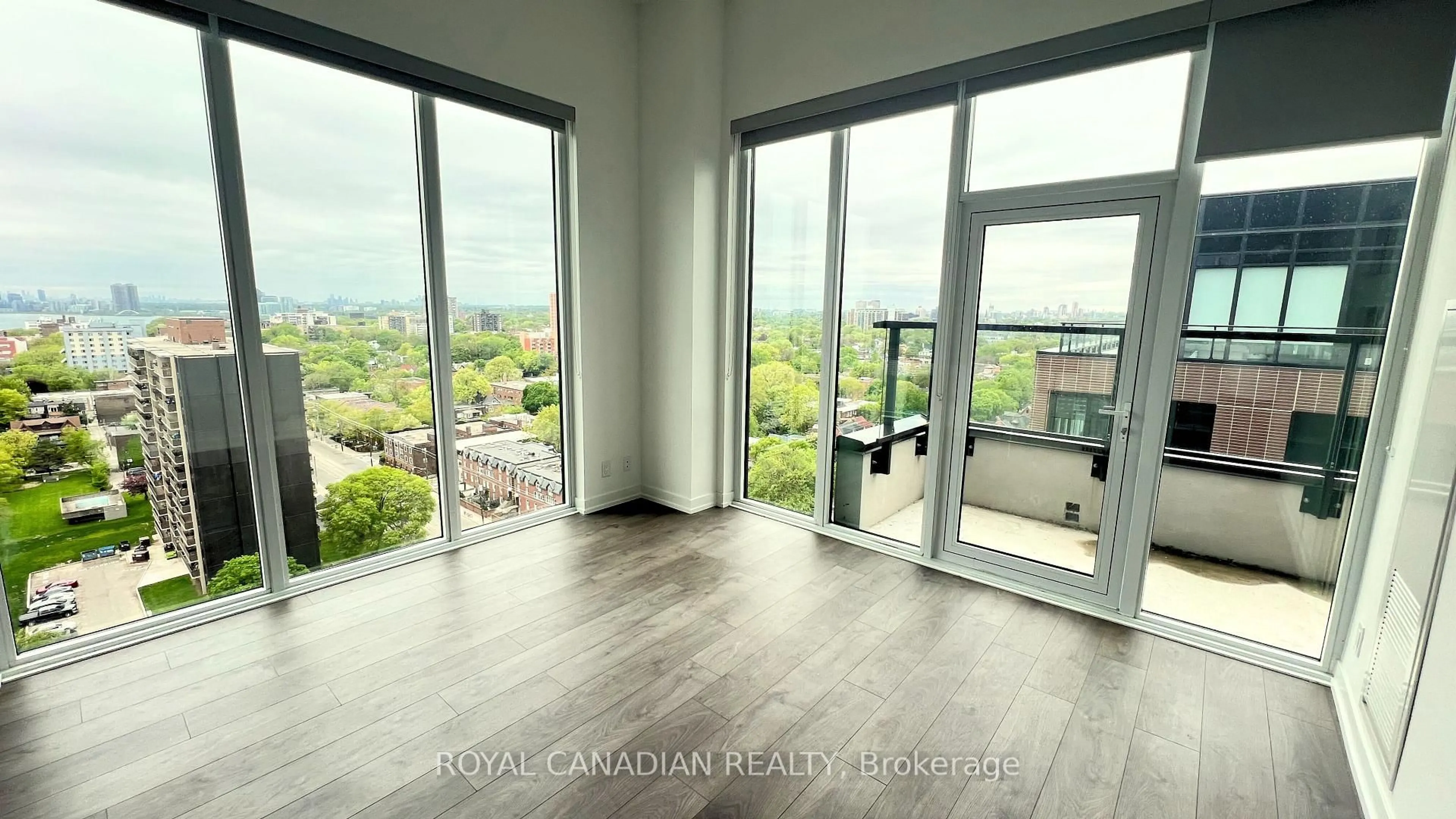 Unknown for 270 Dufferin St #PH8, Toronto Ontario M6K 0H8