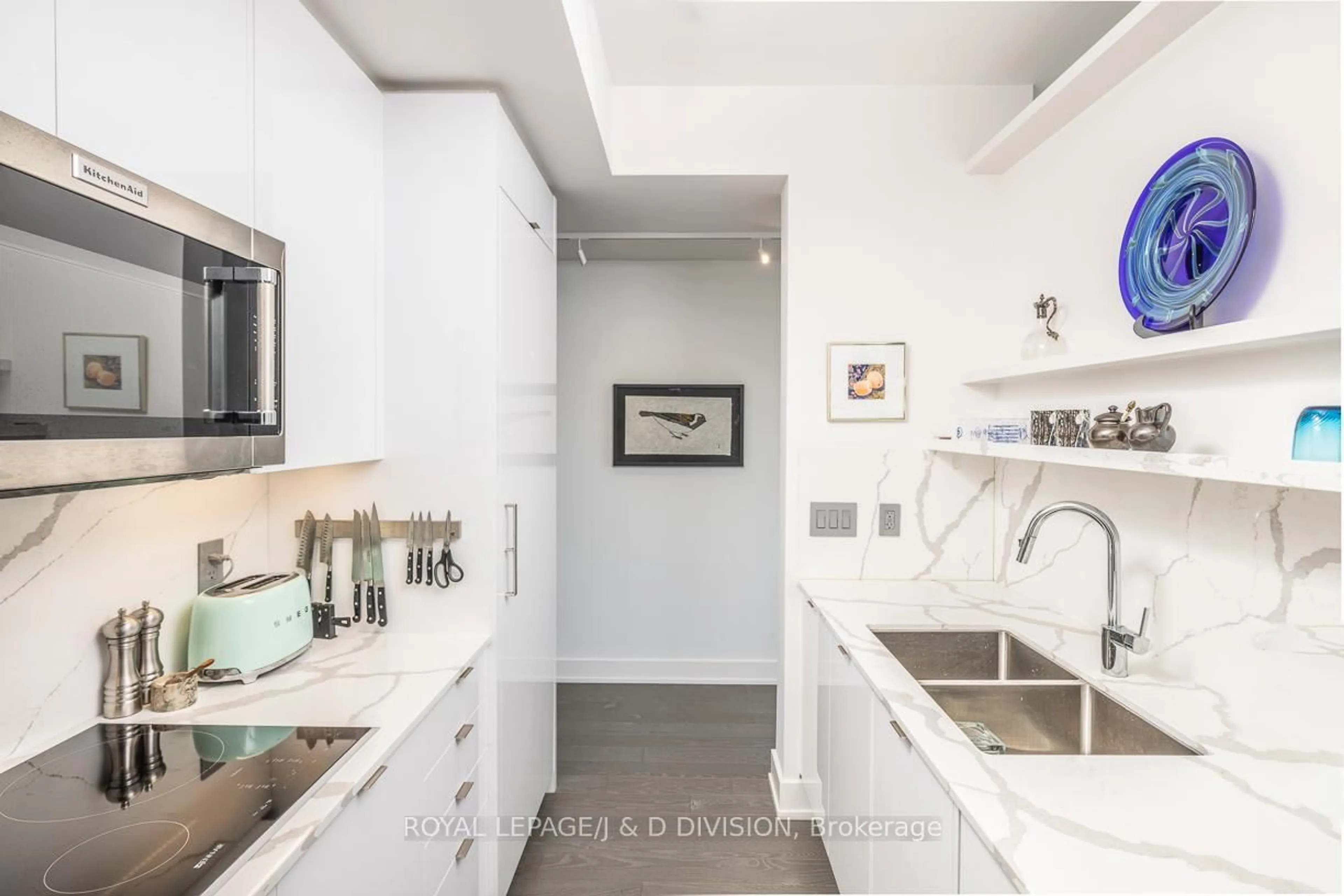 Unknown for 181 Bedford Rd #309, Toronto Ontario M5R 3P8