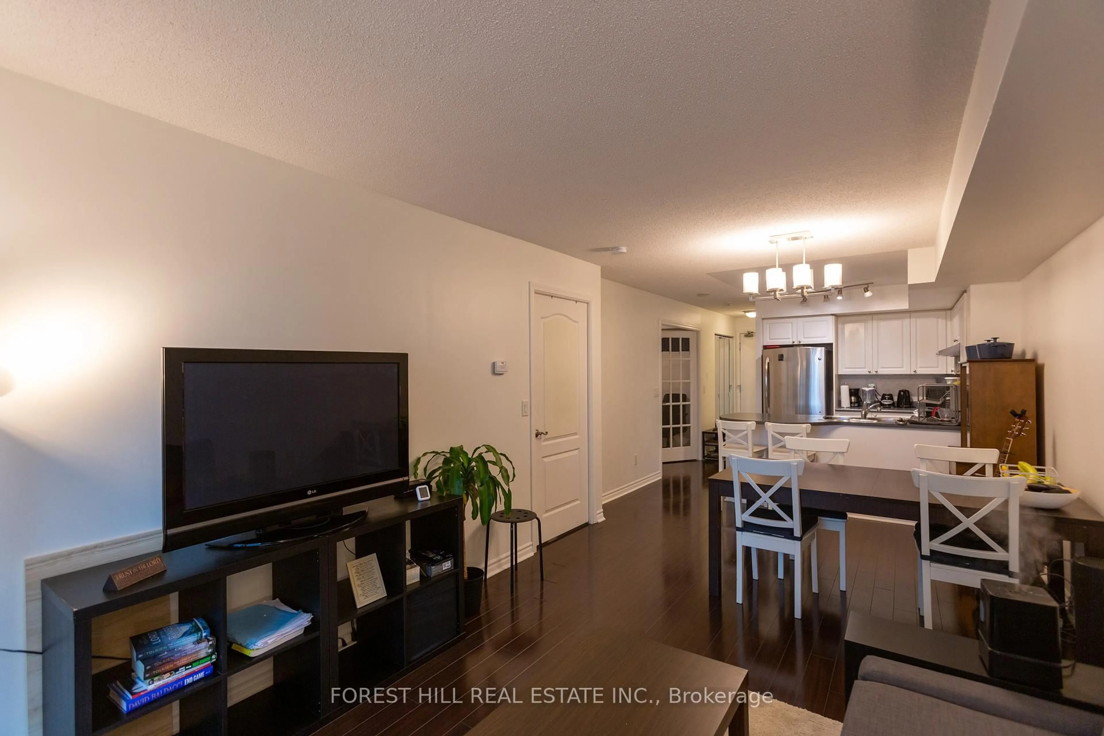 Unknown for 17 Barberry Pl #605, Toronto Ontario M2K 1G9