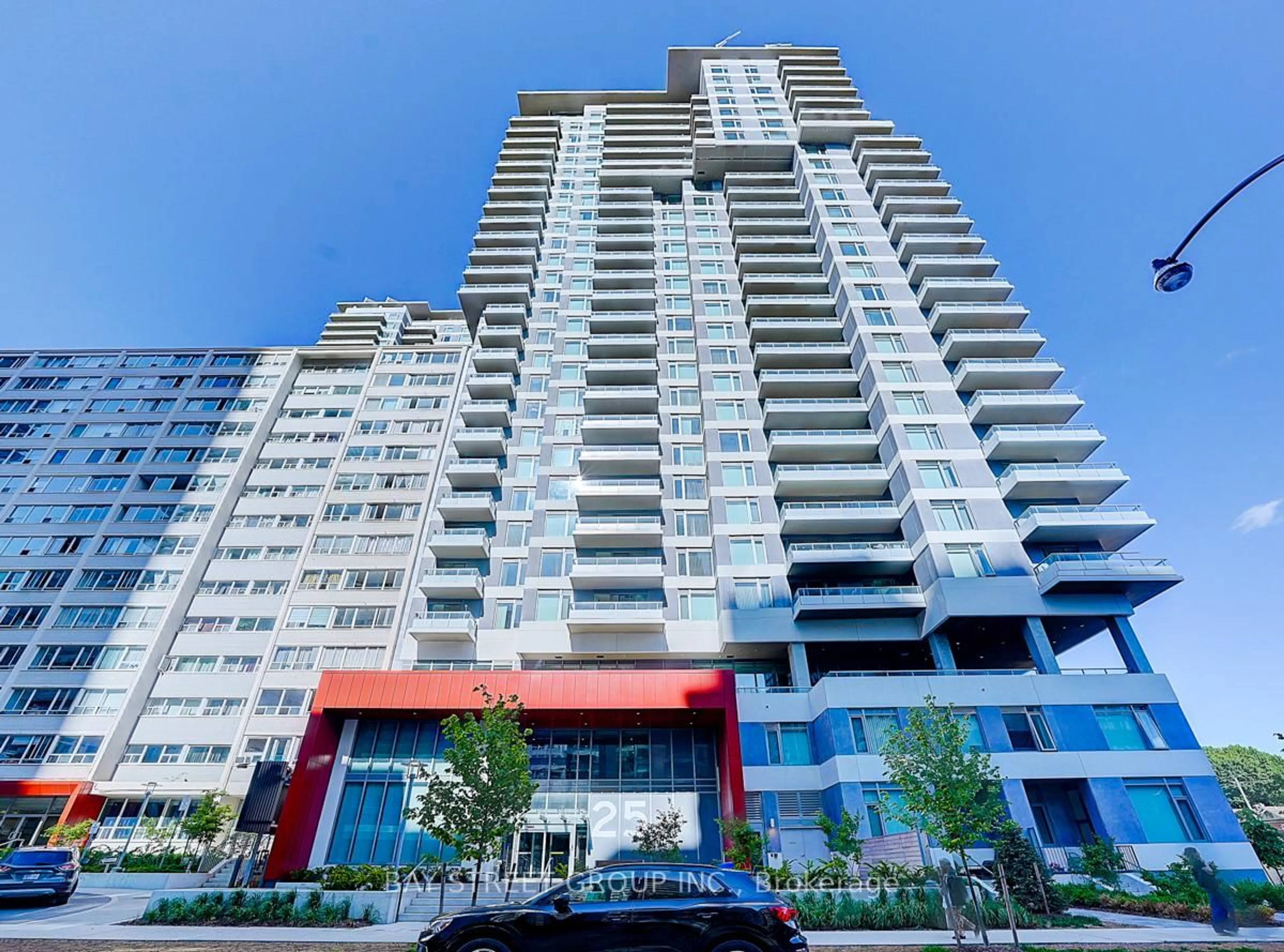 A pic from outside/outdoor area/front of a property/back of a property/a pic from drone, unknown for 25 Holly St #1606, Toronto Ontario M4S 0E3