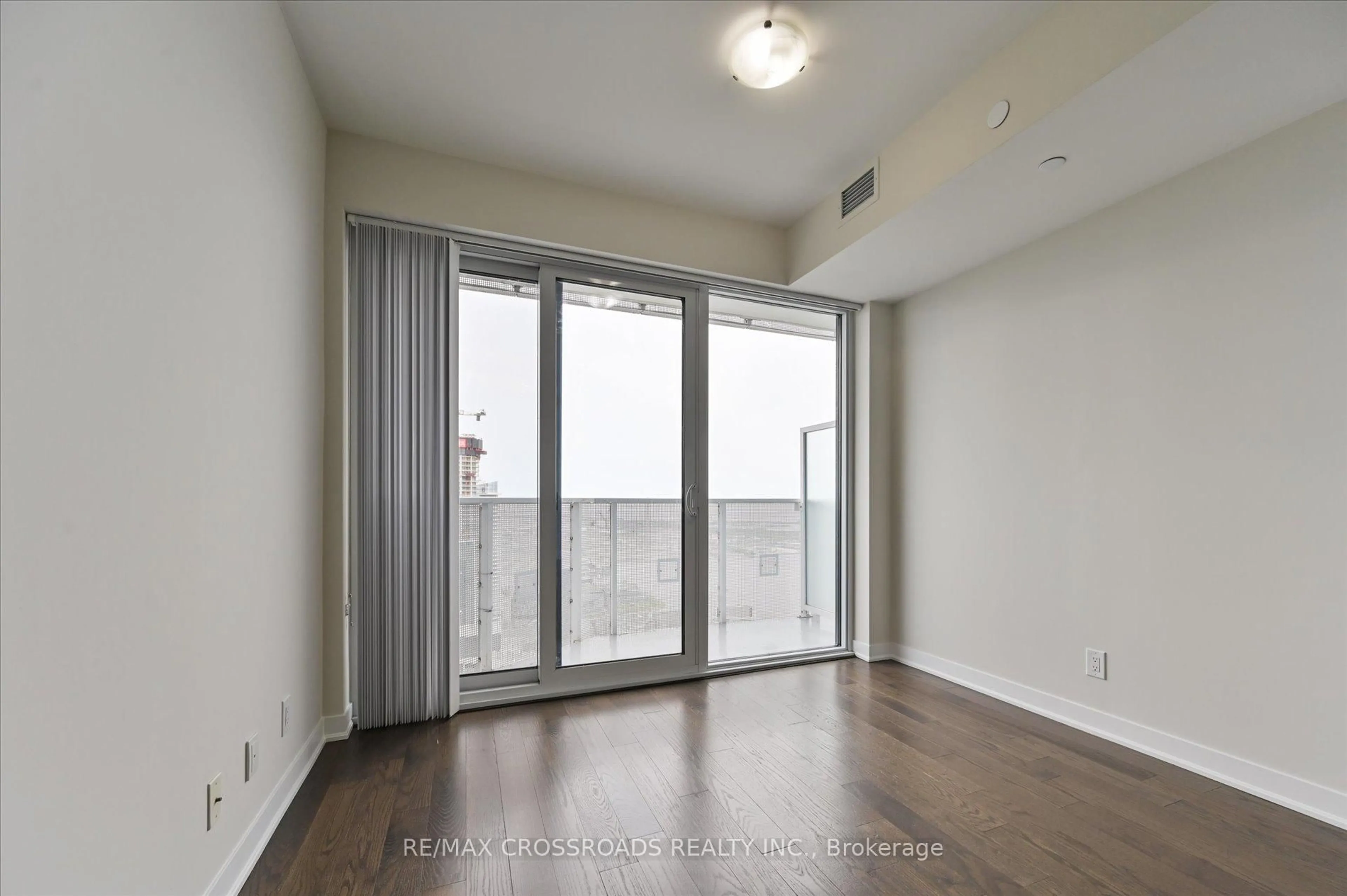 A pic of a room for 88 Harbour St #6805, Toronto Ontario M5J 0C3
