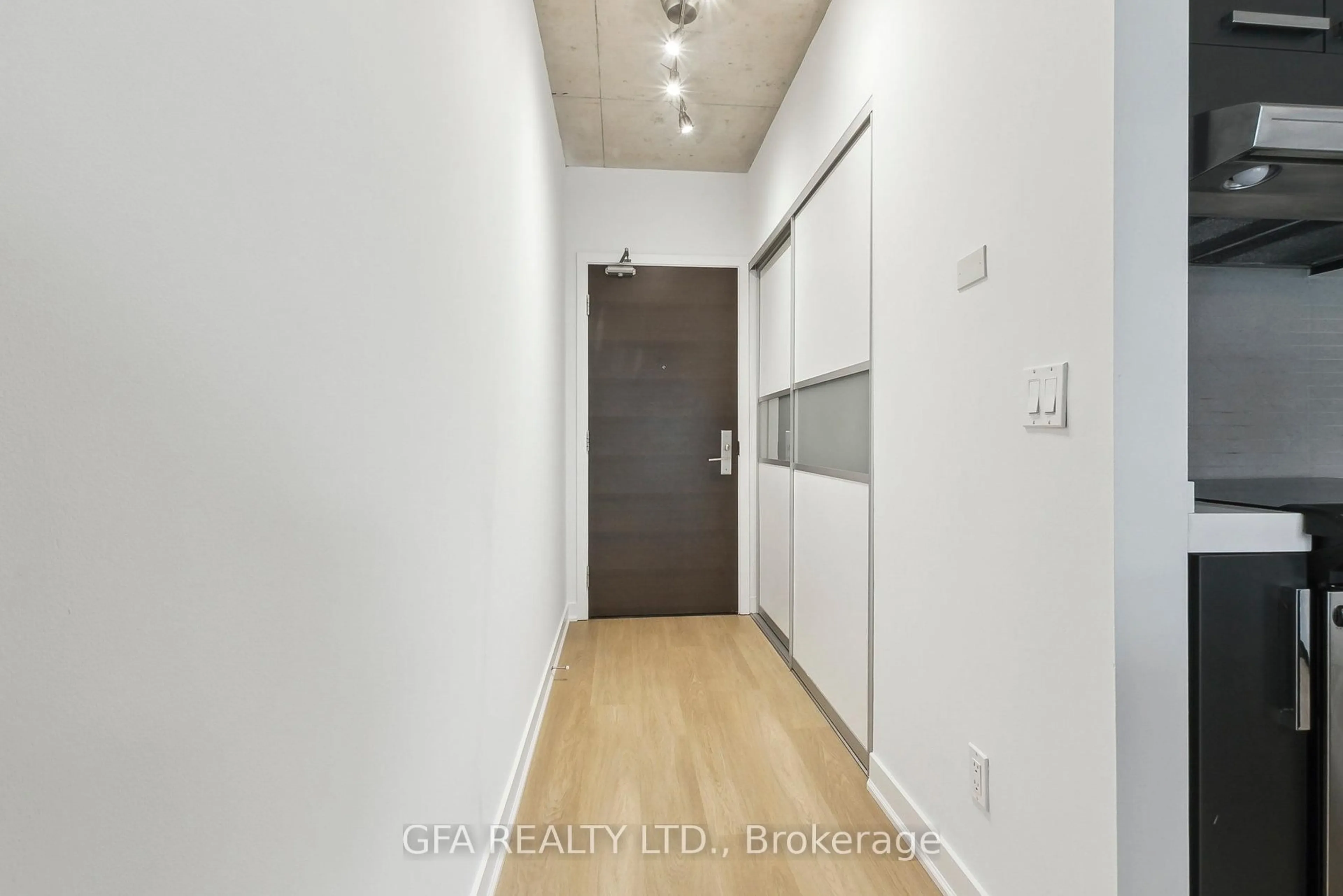 Unknown for 55 Stewart St #413, Toronto Ontario M5V 2V1