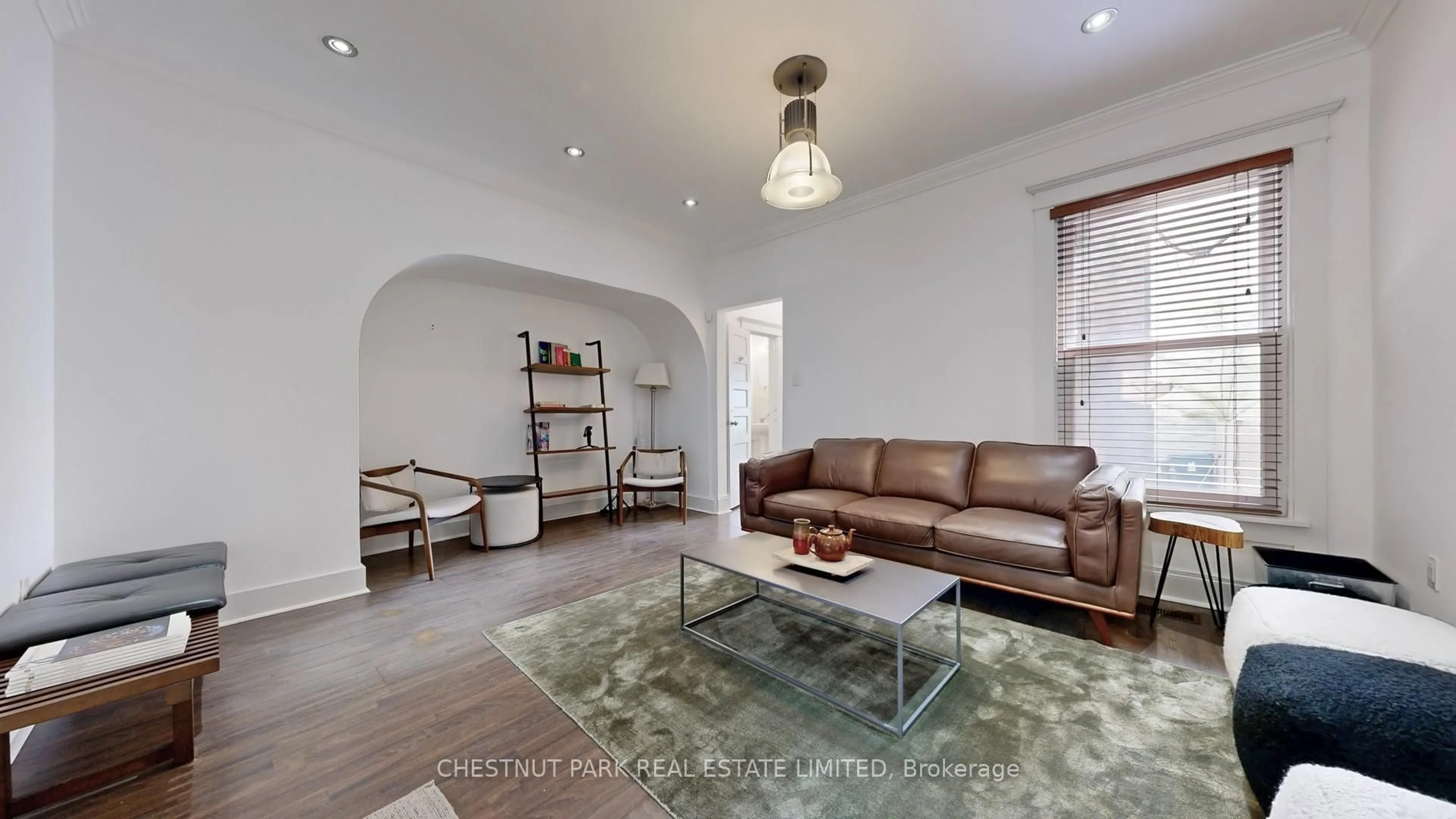 Living room with furniture, unknown for 9 Edgedale Rd, Toronto Ontario M4X 1N5