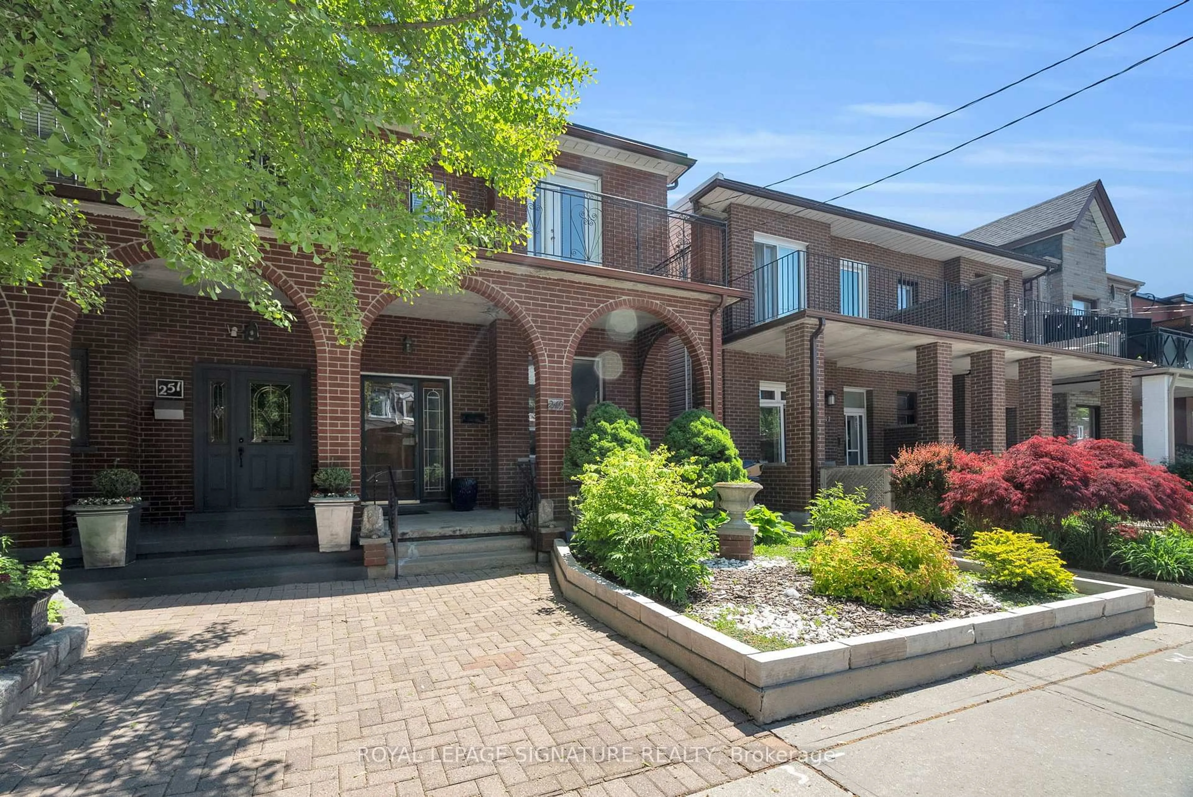Home with brick exterior material, street for 249 Clinton St, Toronto Ontario M6G 2Y7