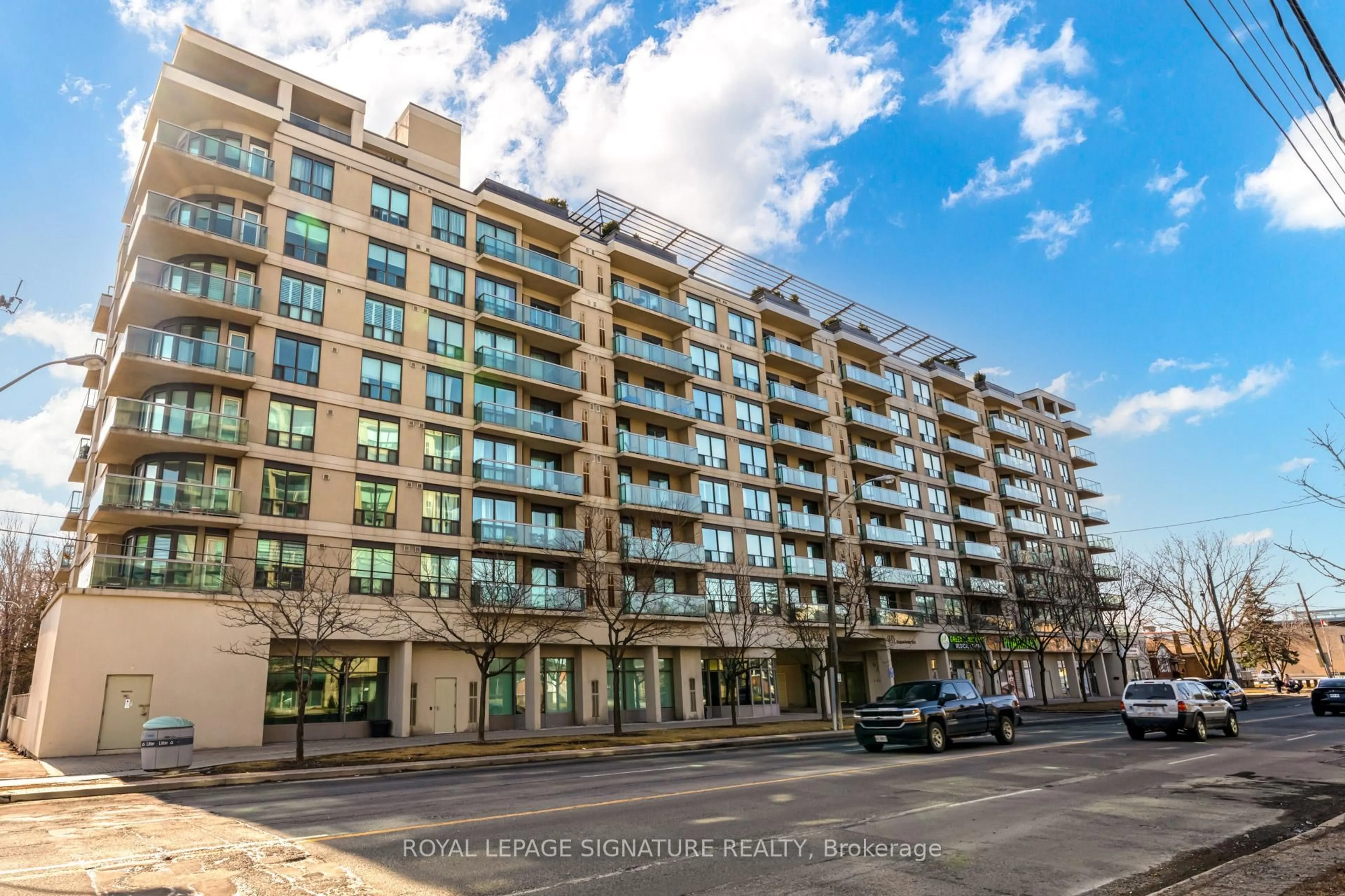 Balcony in the apartment, unknown for 935 Sheppard Ave #706, Toronto Ontario M3H 2T7