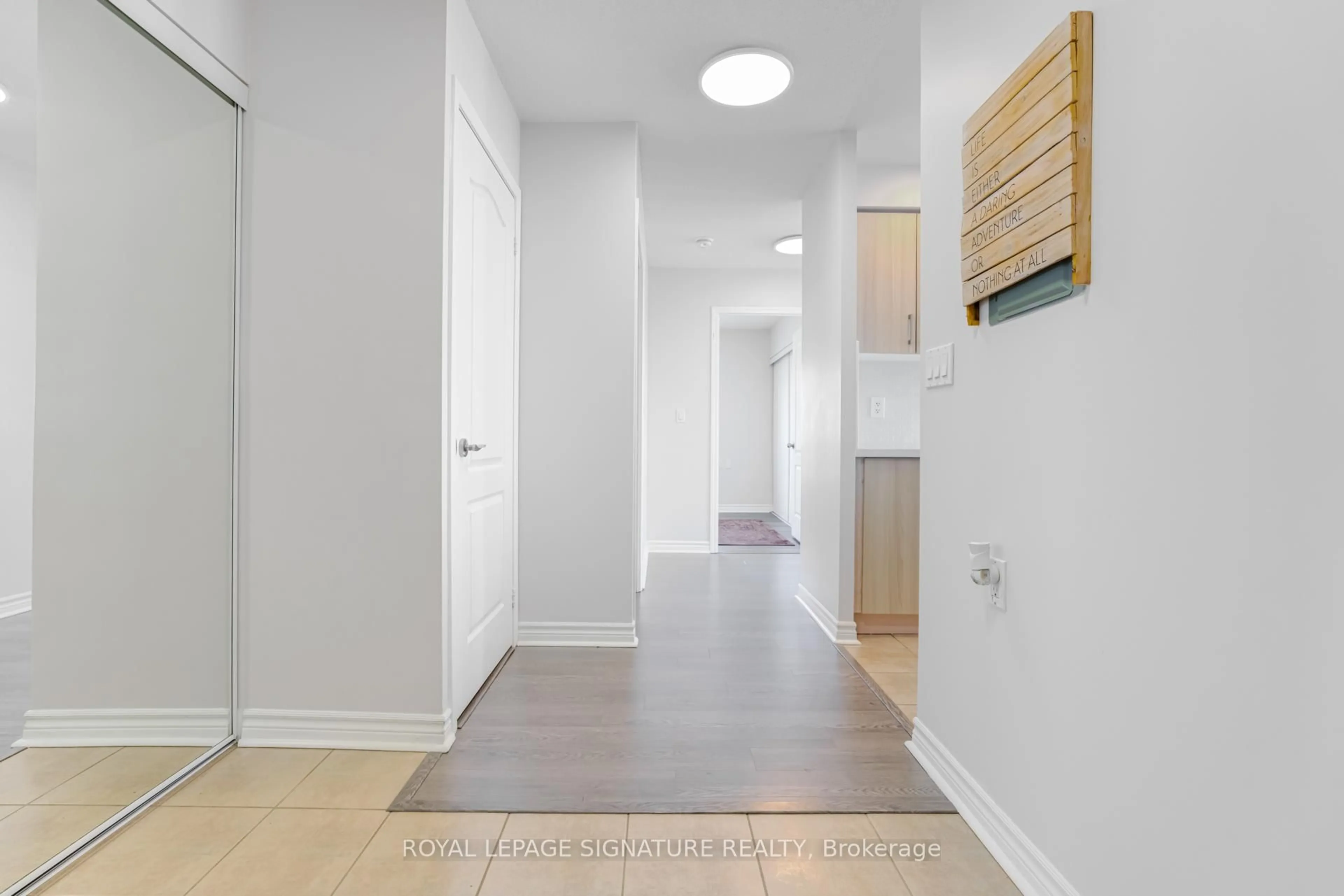 Indoor entryway for 935 Sheppard Ave #706, Toronto Ontario M3H 2T7