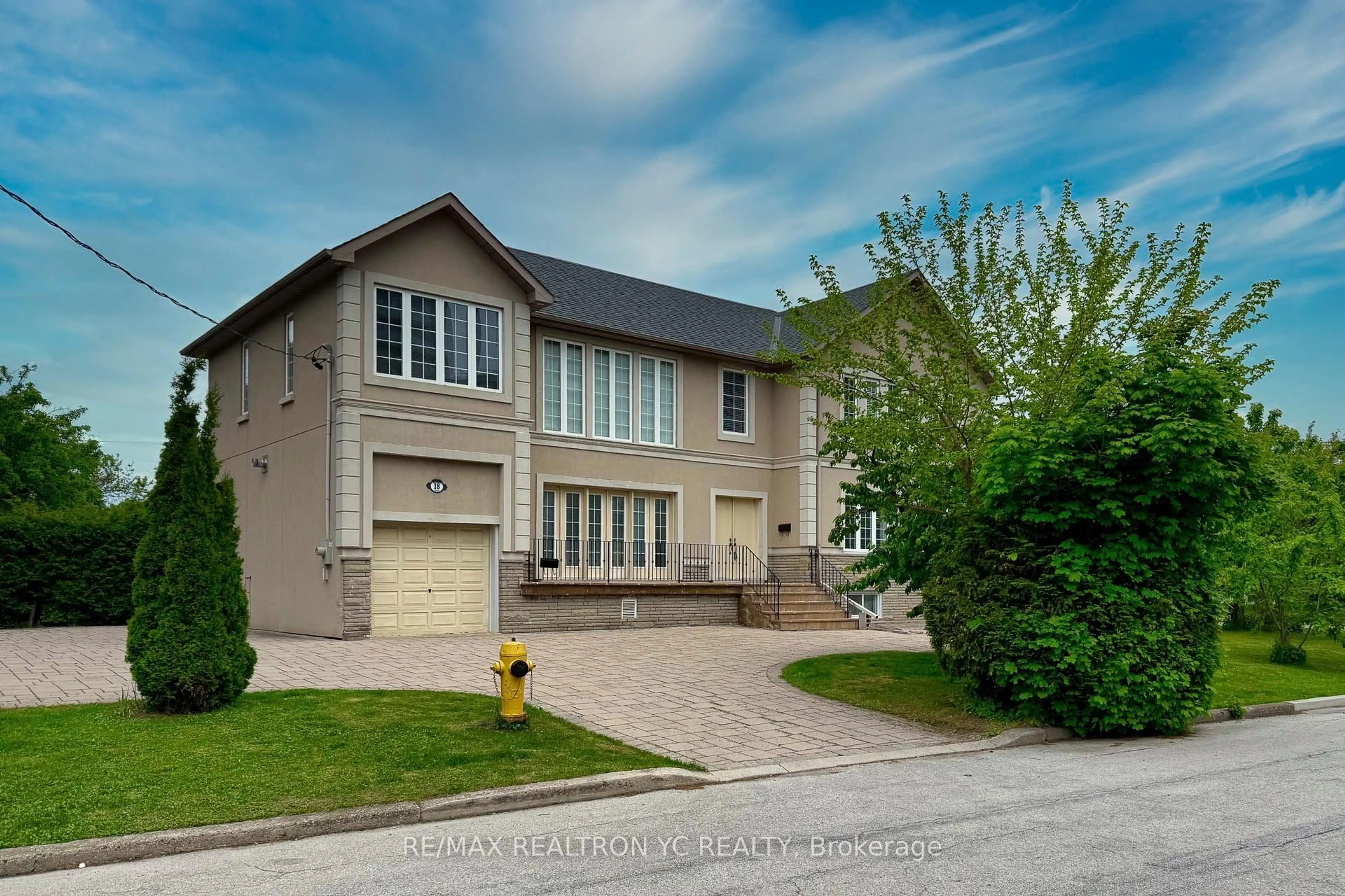 Unknown for 18 Mullet Rd, Toronto Ontario M2M 2A6