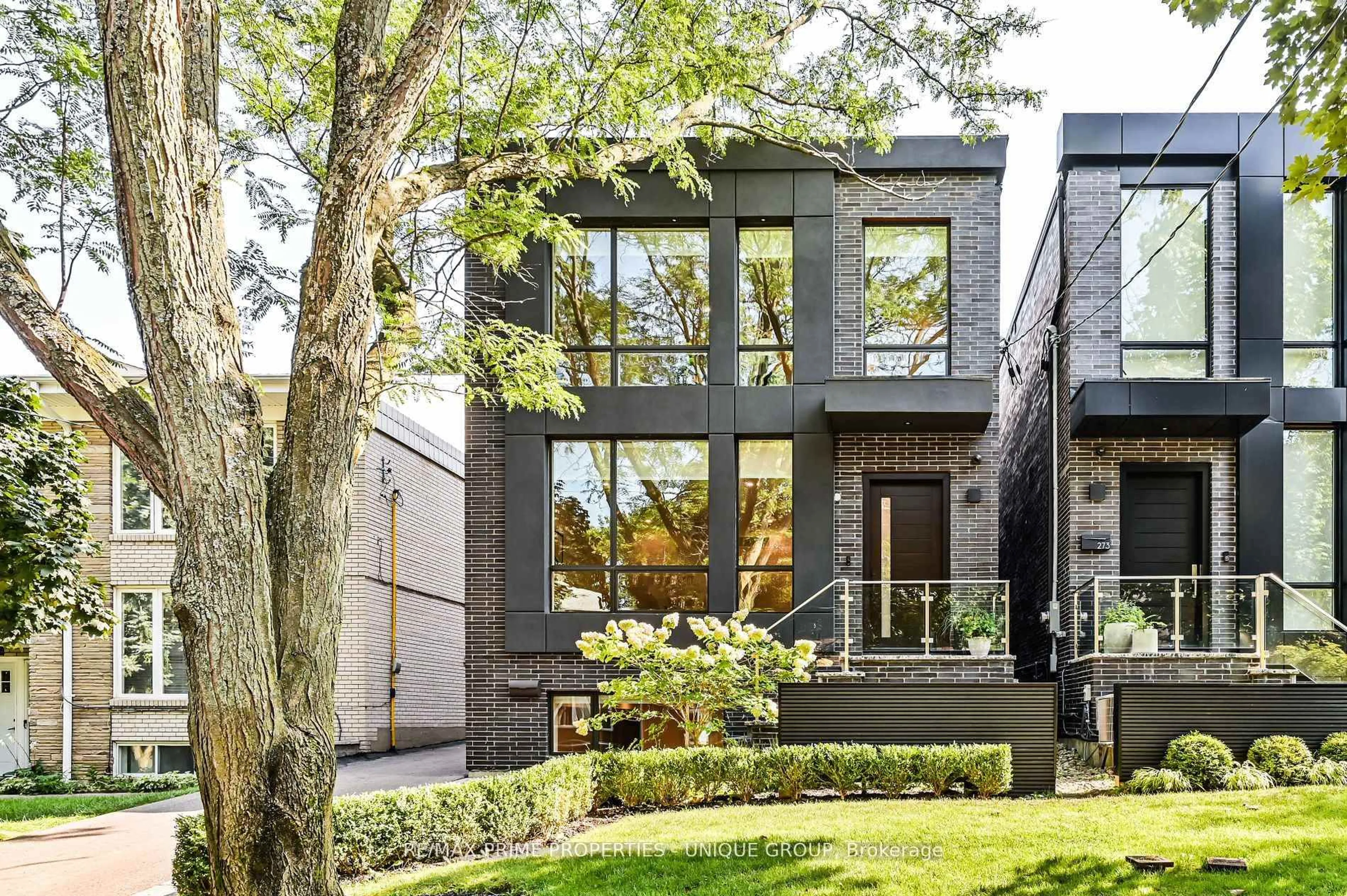 Home with brick exterior material, street for 275 Glenforest Rd, Toronto Ontario M4N 2A5