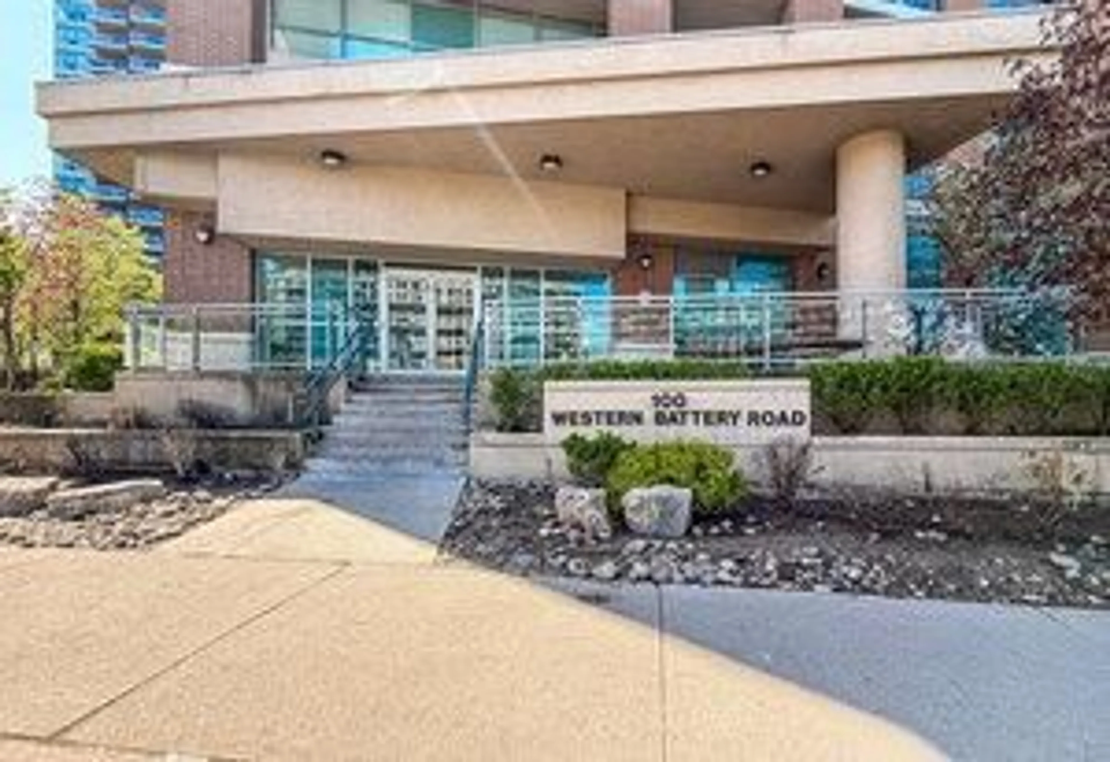 Unknown for 100 Western Battery Rd #1901, Toronto Ontario M6K 3S2