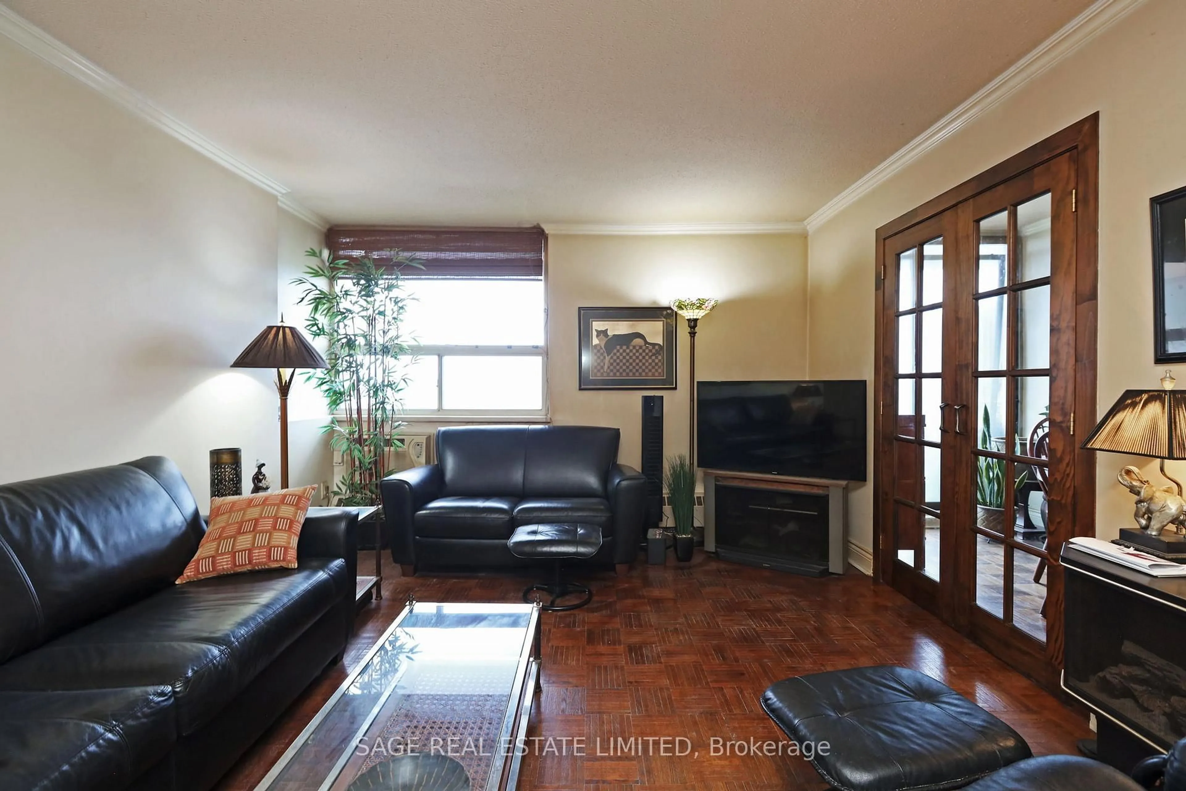 Living room with furniture, unknown for 5949 Yonge St #804, Toronto Ontario M2M 3V8