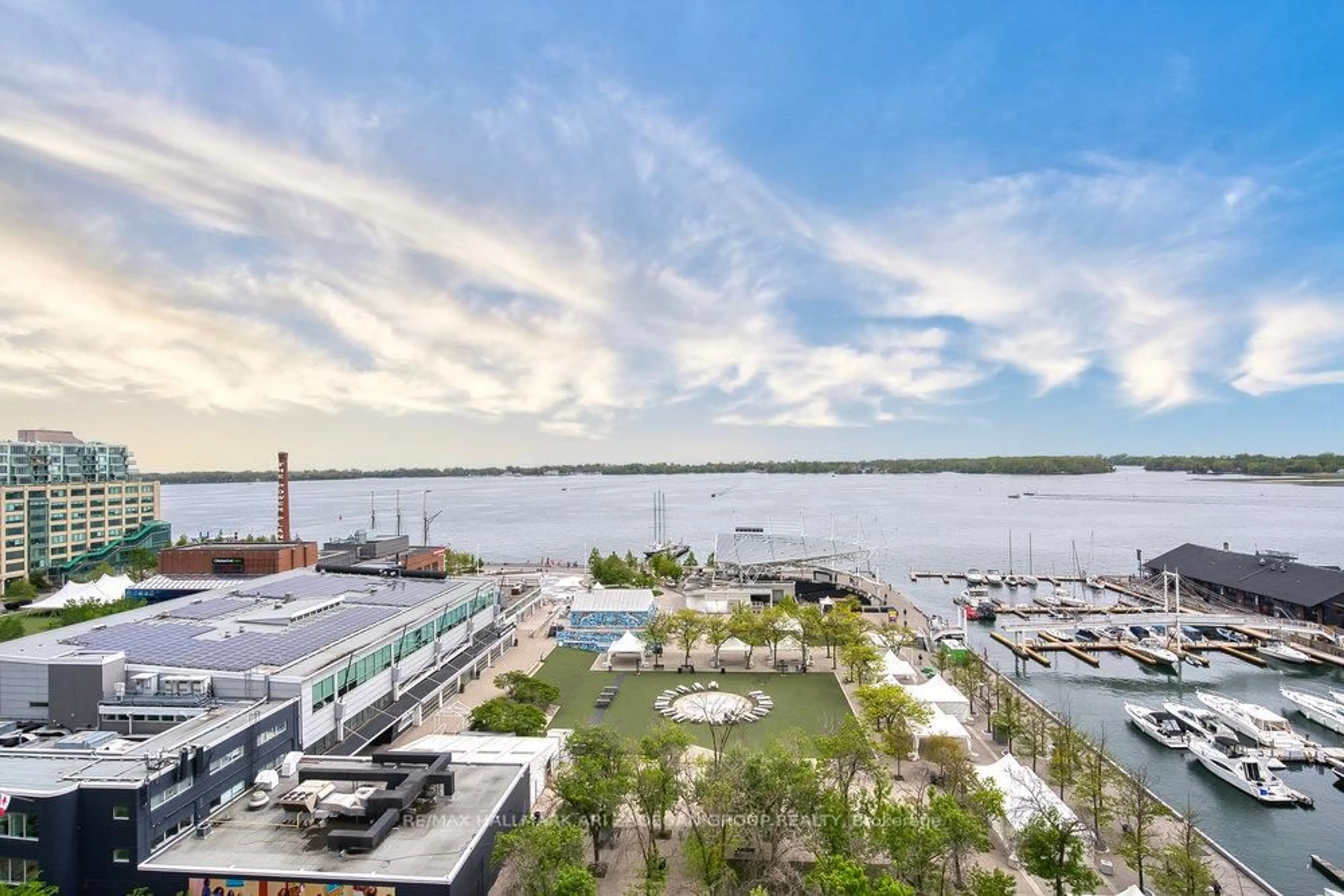 Patio, water/lake/river/ocean view for 230 Queens Quay #1518, Toronto Ontario M5J 2Y7