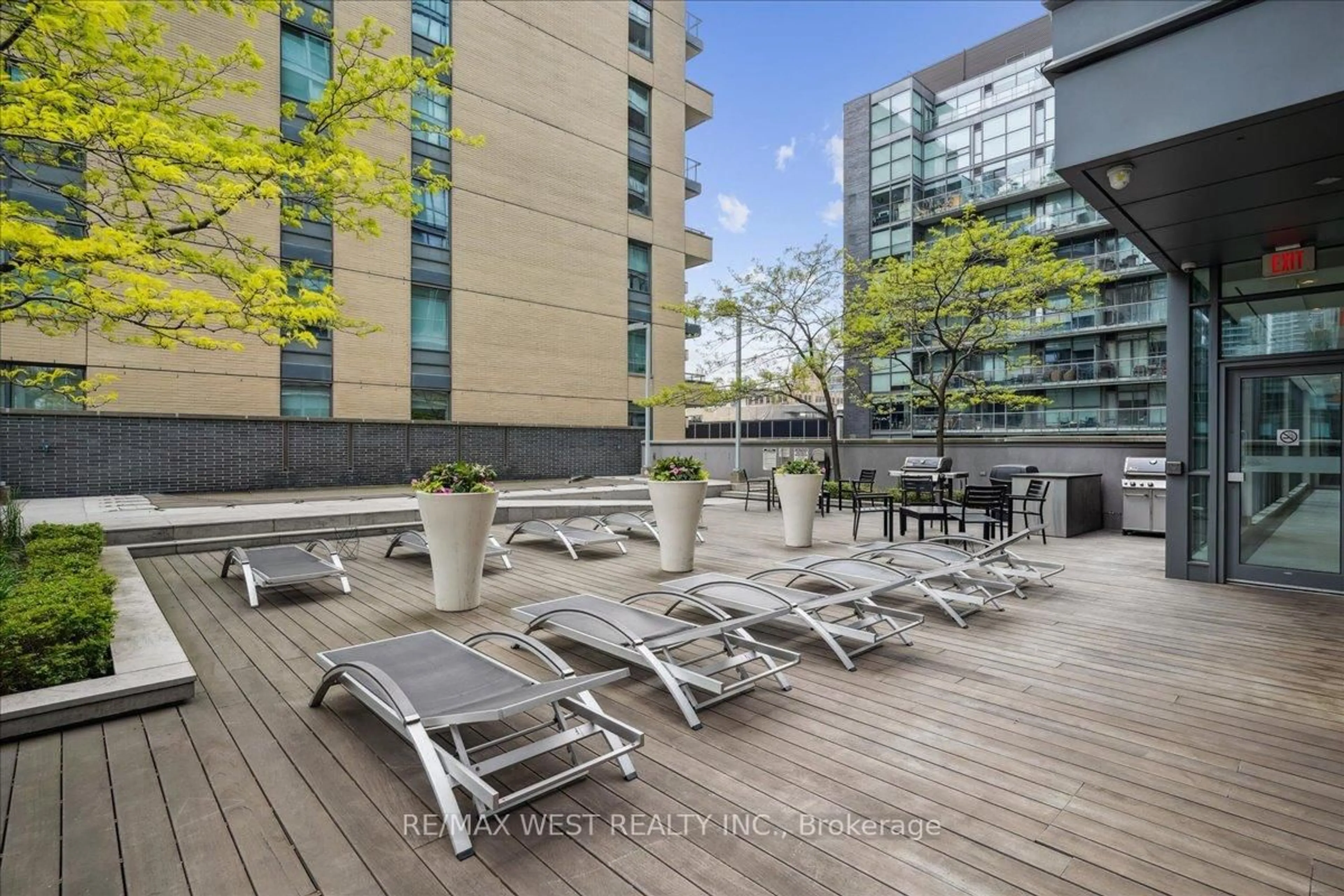 Patio, unknown for 8 Charlotte St #1106, Toronto Ontario M5V 0K4