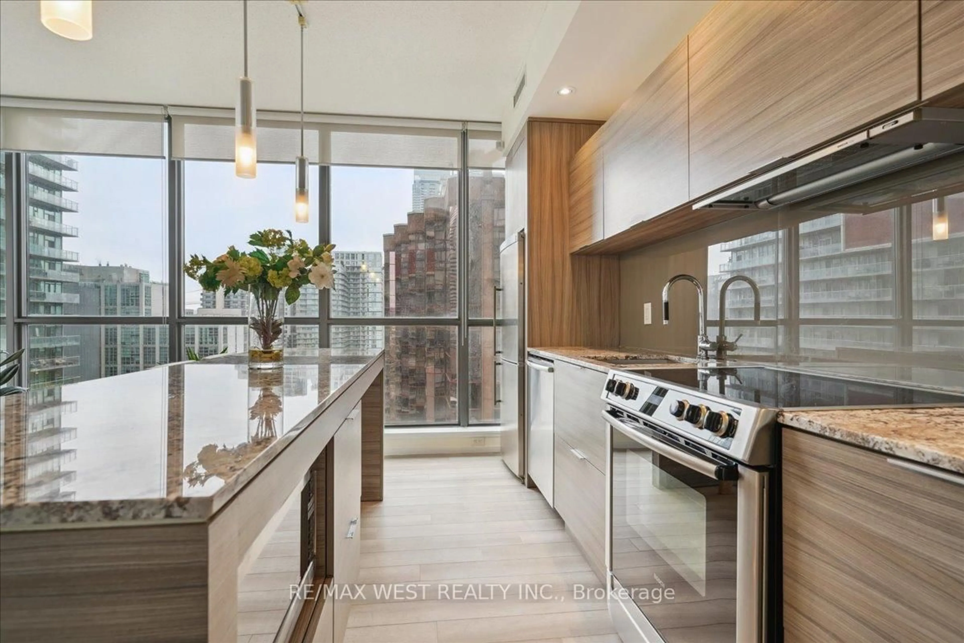 Contemporary kitchen, unknown for 8 Charlotte St #1106, Toronto Ontario M5V 0K4