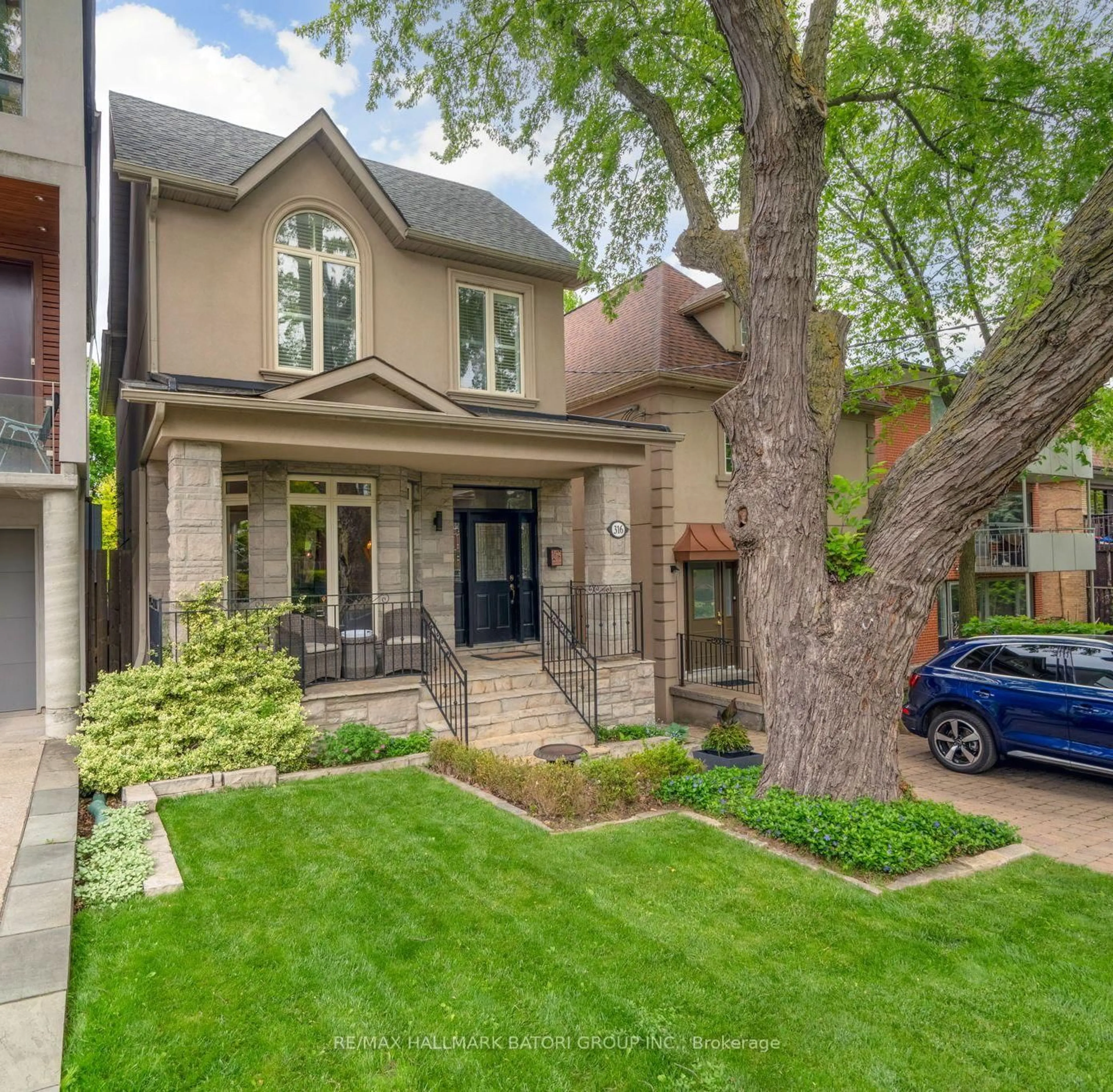 Home with brick exterior material, street for 316 Roselawn Ave, Toronto Ontario M4R 1G1