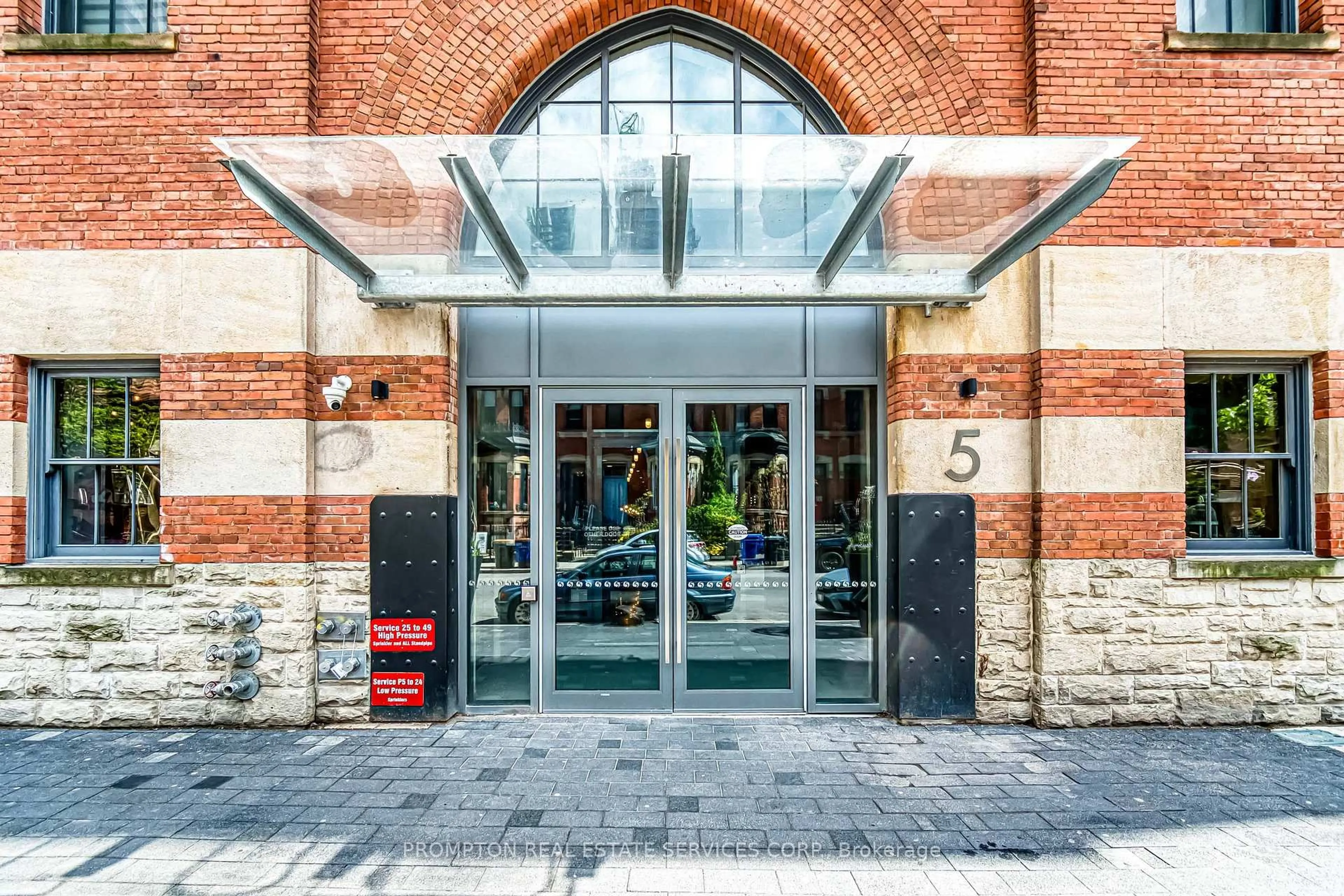 Indoor foyer for 5 St Joseph St #3501, Toronto Ontario M4Y 0B6