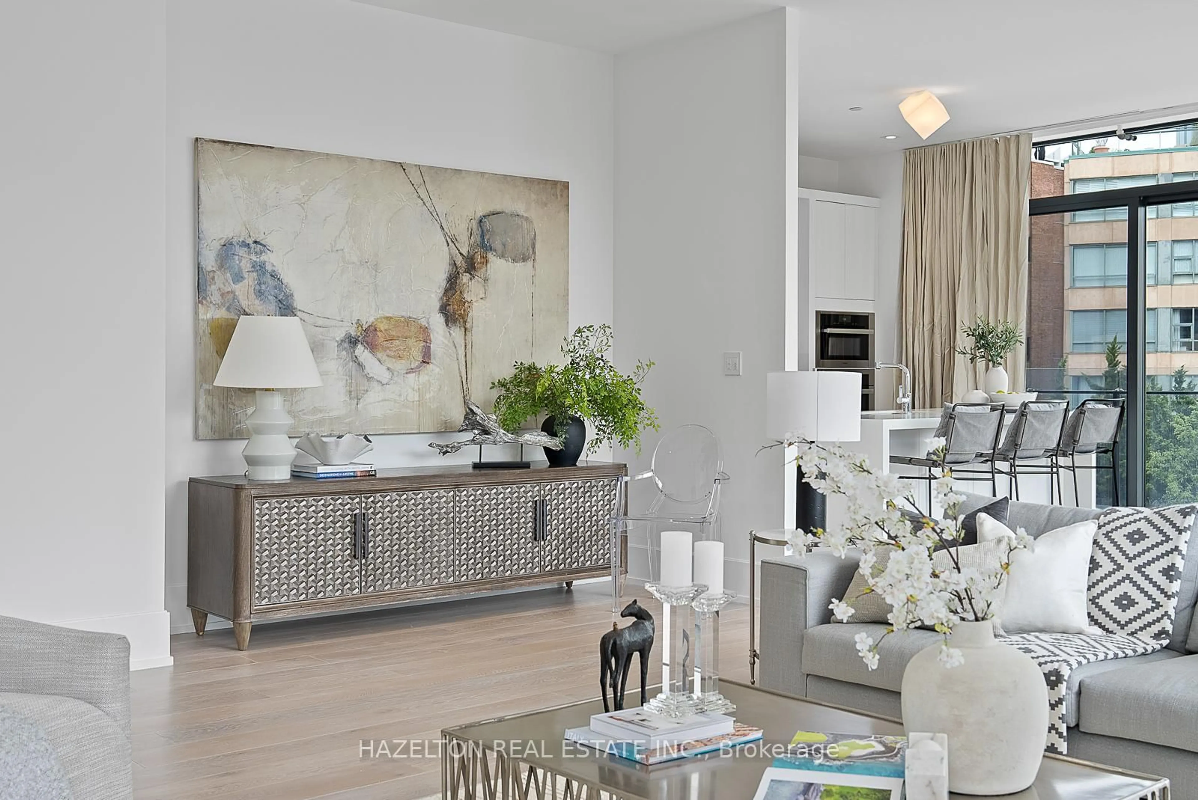 Living room with furniture, unknown for 36 Hazelton Ave #4D, Toronto Ontario M5R 2E2