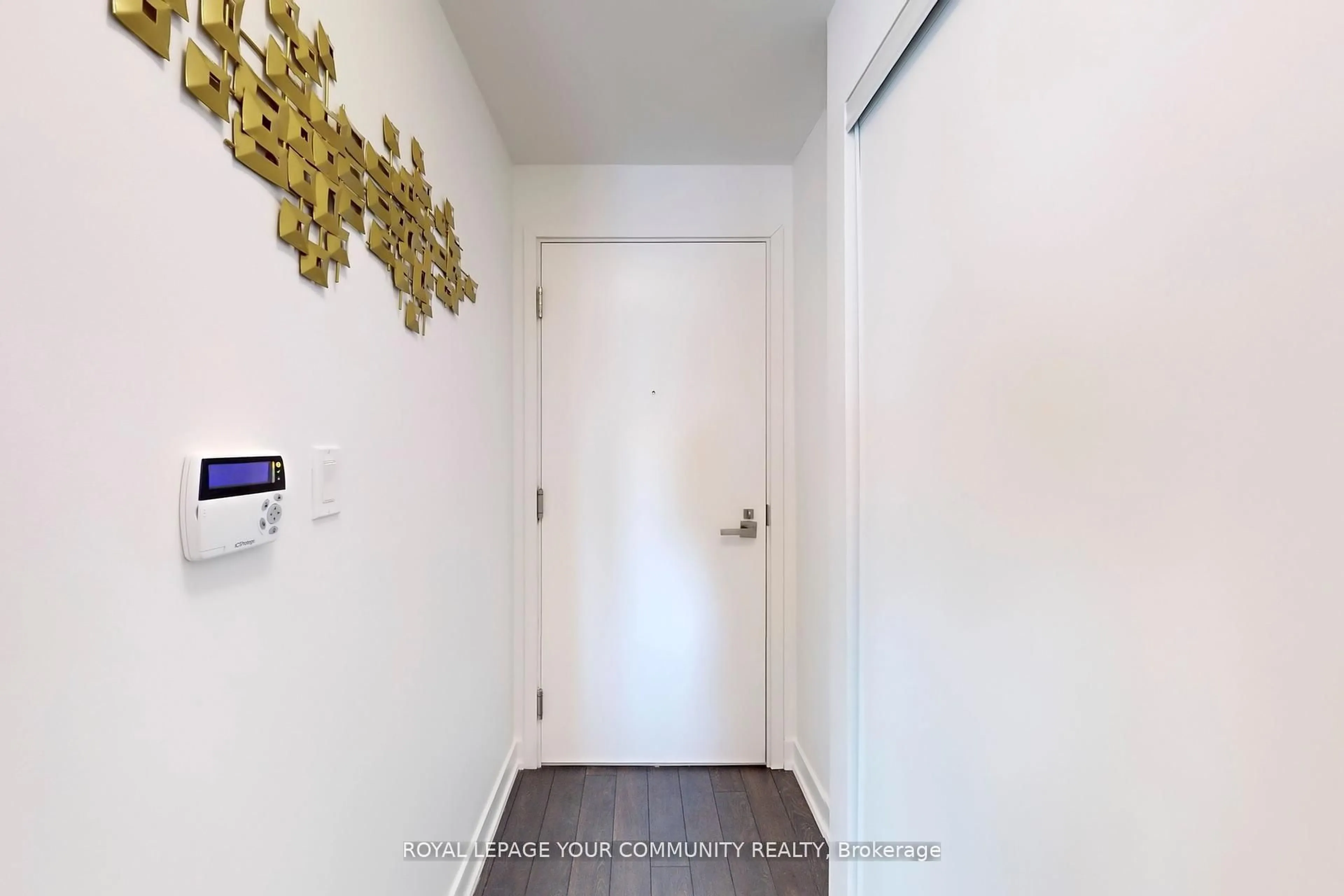 Indoor entryway for 50 Ordnance St #2411, Toronto Ontario M6K 0C6