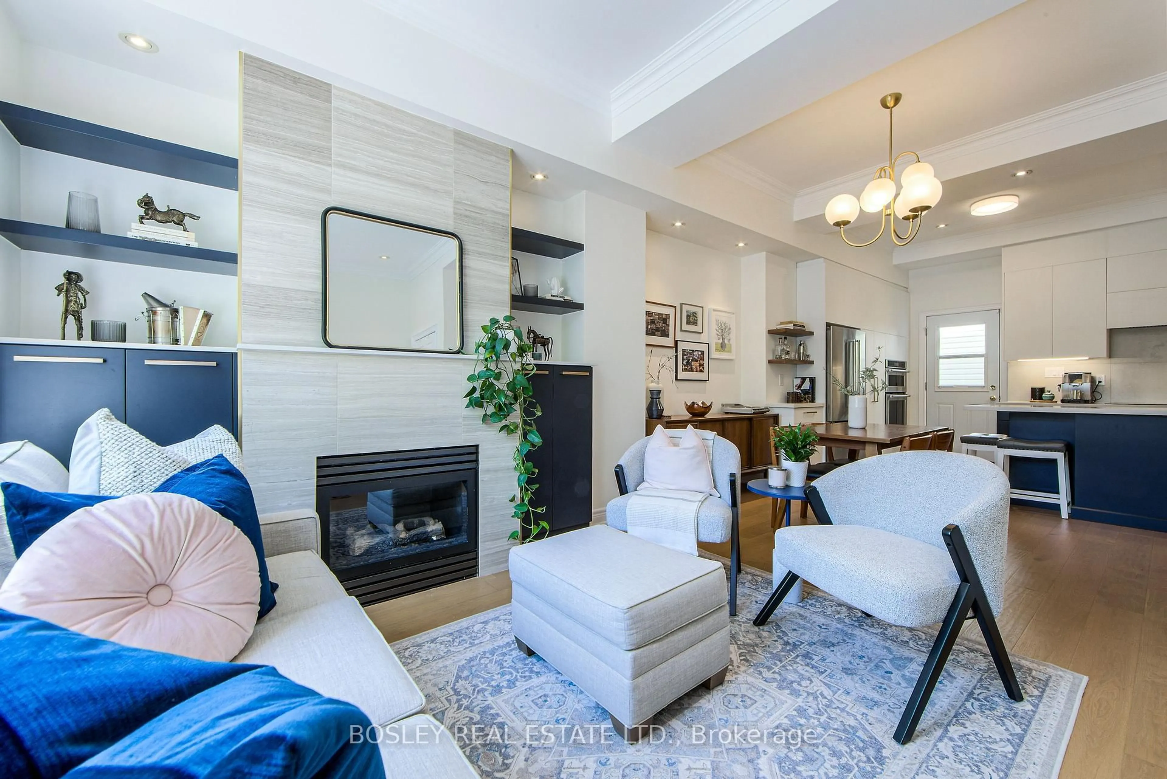 Living room with furniture, unknown for 4 Baldwin St, Toronto Ontario M5T 1L2
