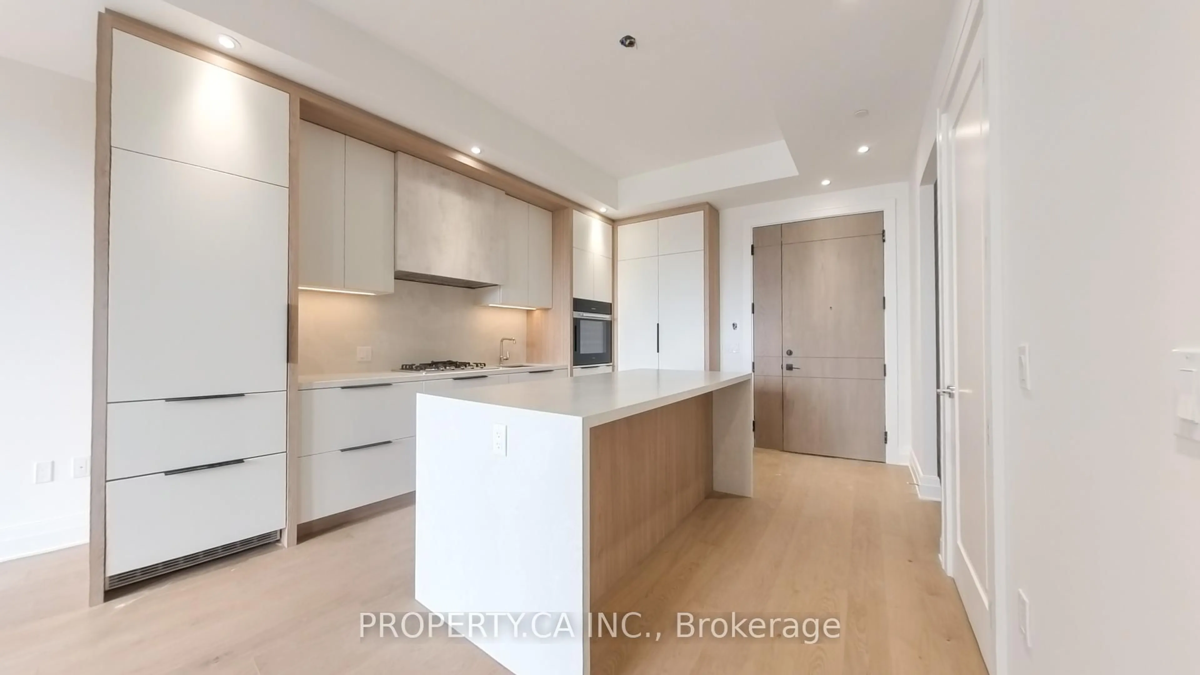 Open concept kitchen, wood/laminate floor for 2 Forest Hill Rd #510, Toronto Ontario M4V 2L3