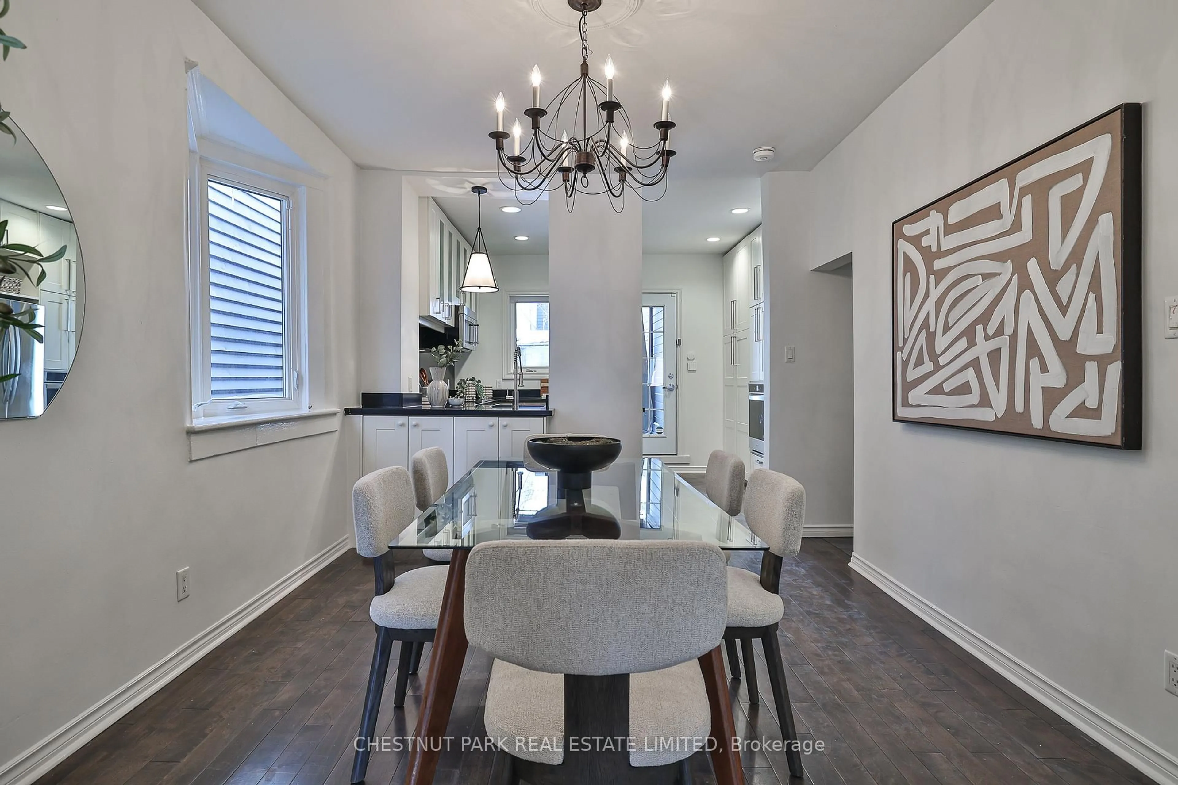 Dining room, unknown for 150 Christie St, Toronto Ontario M6G 3B4