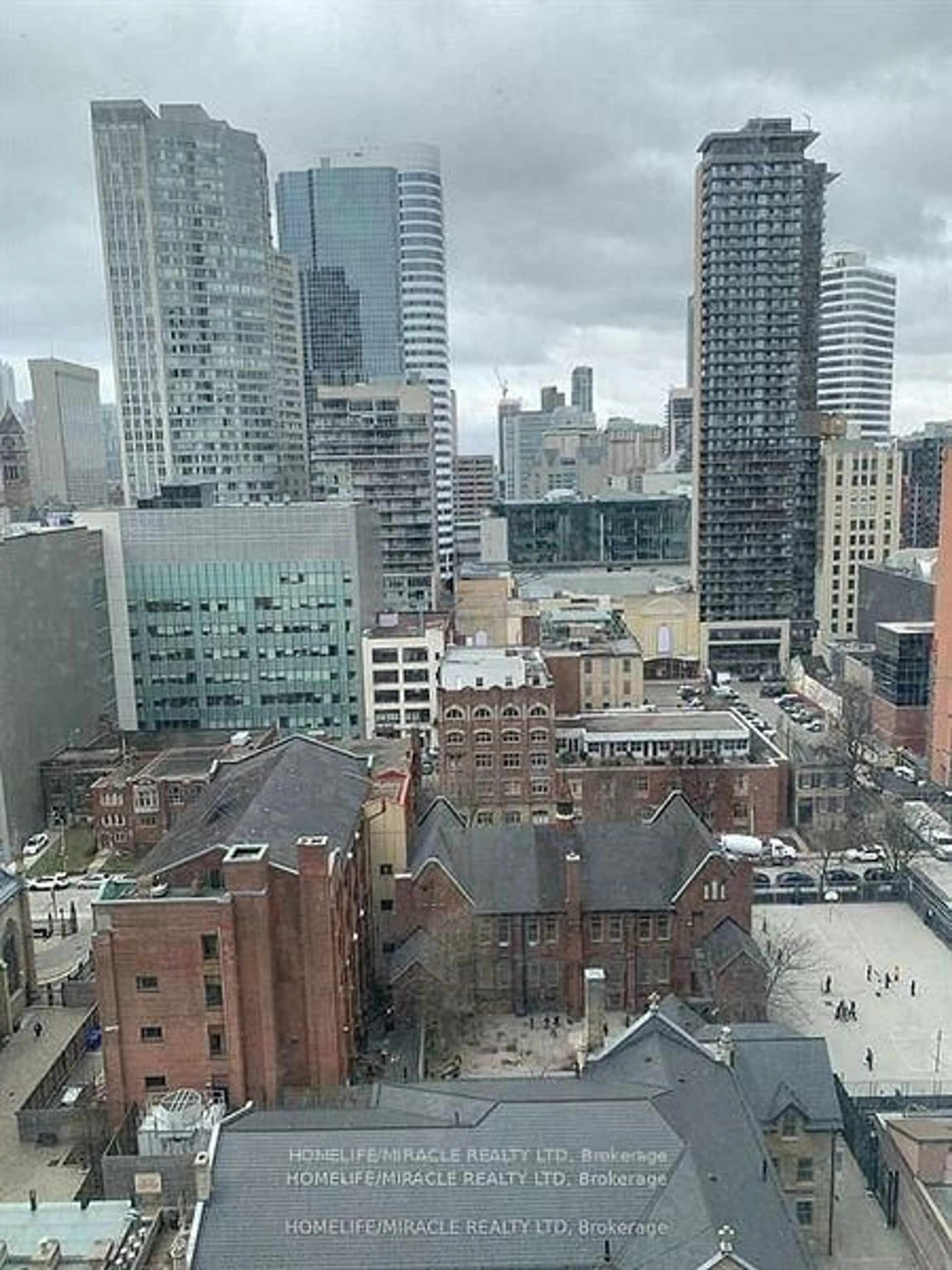 A pic of a room for 82 Dalhousie St #1909, Toronto Ontario M5B 1Y7