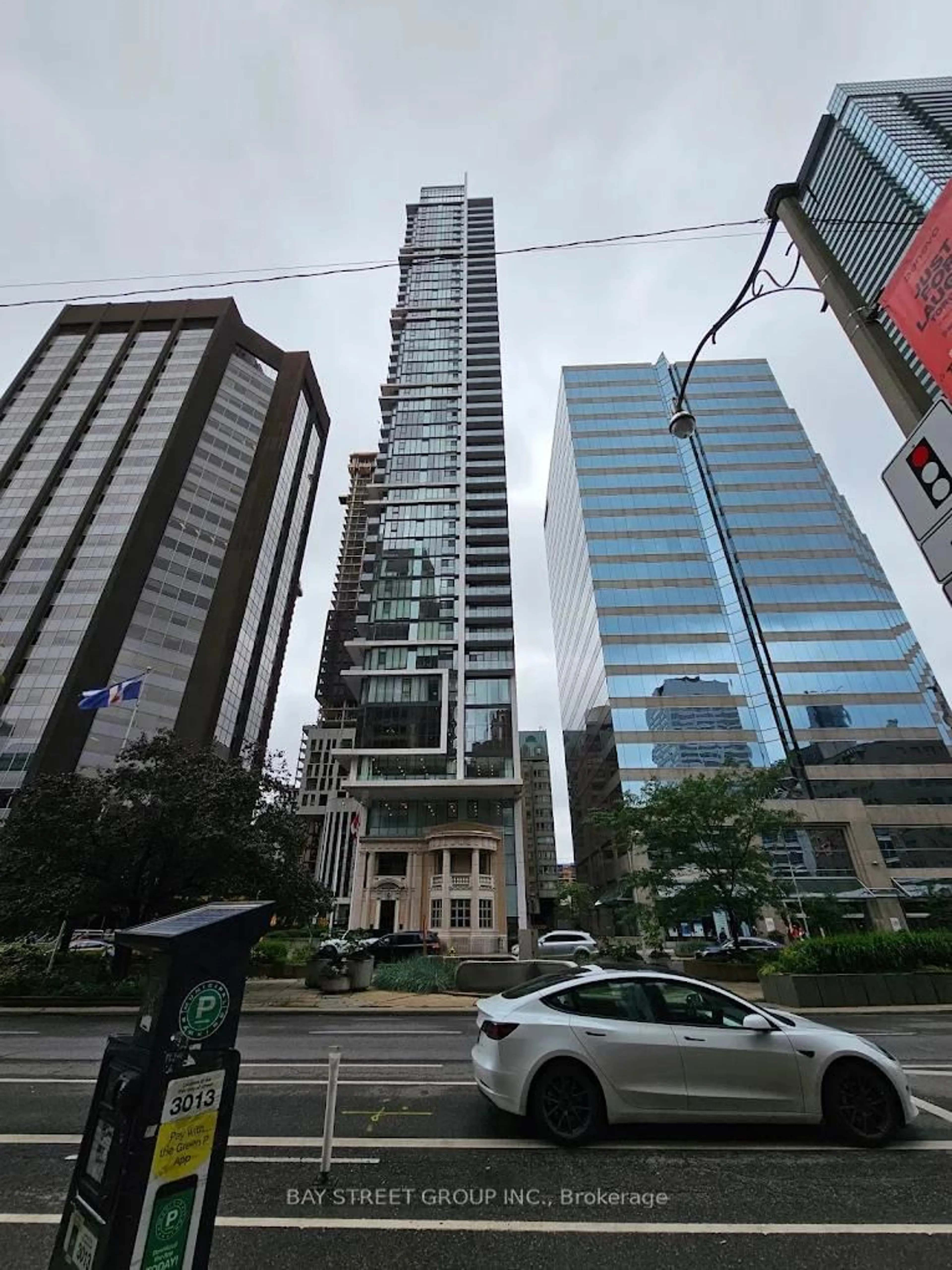 Unknown for 426 University Ave #2909, Toronto Ontario M5G 1S9