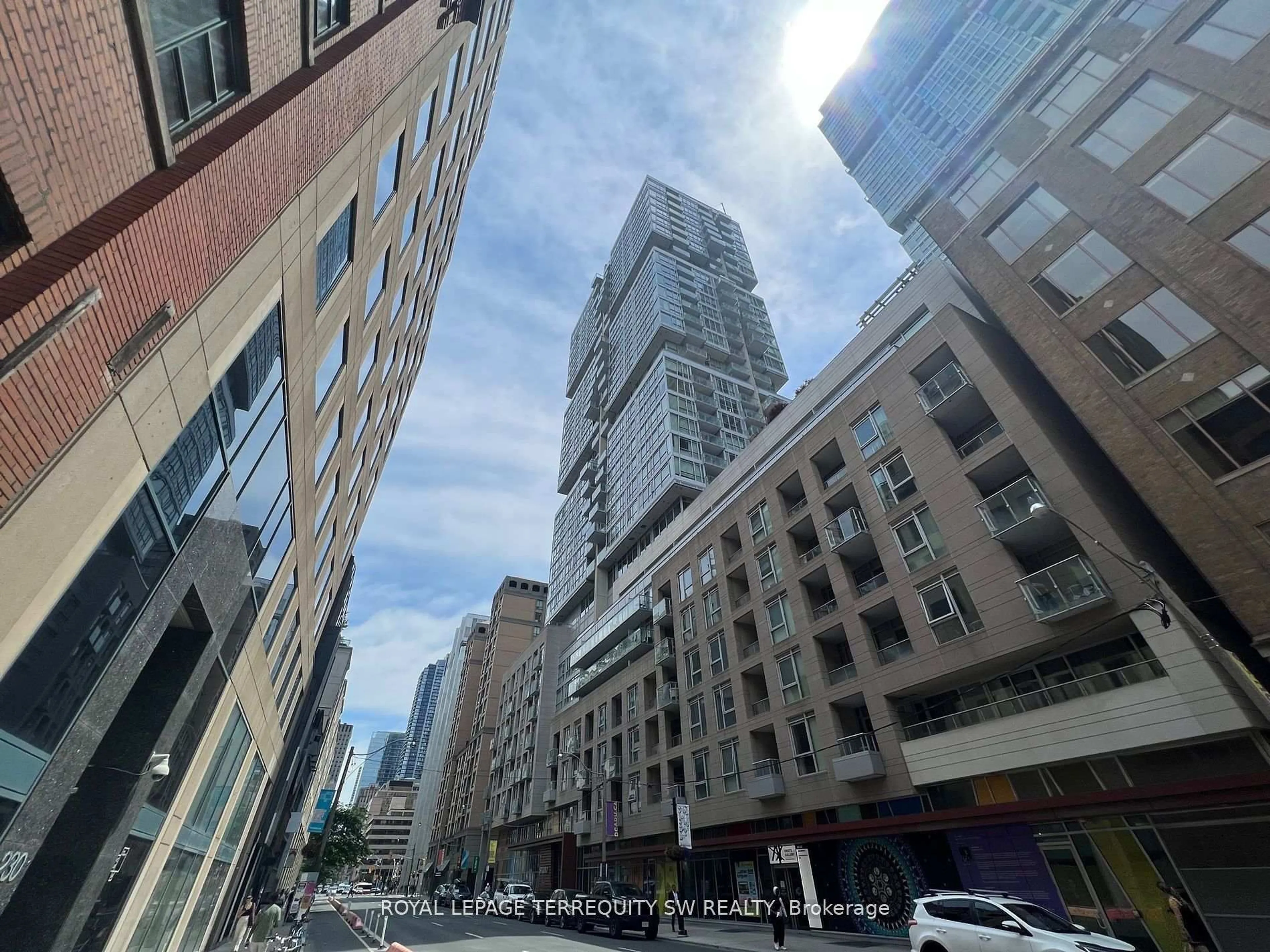 Unknown for 199 Richmond St #2202, Toronto Ontario M5V 0H4