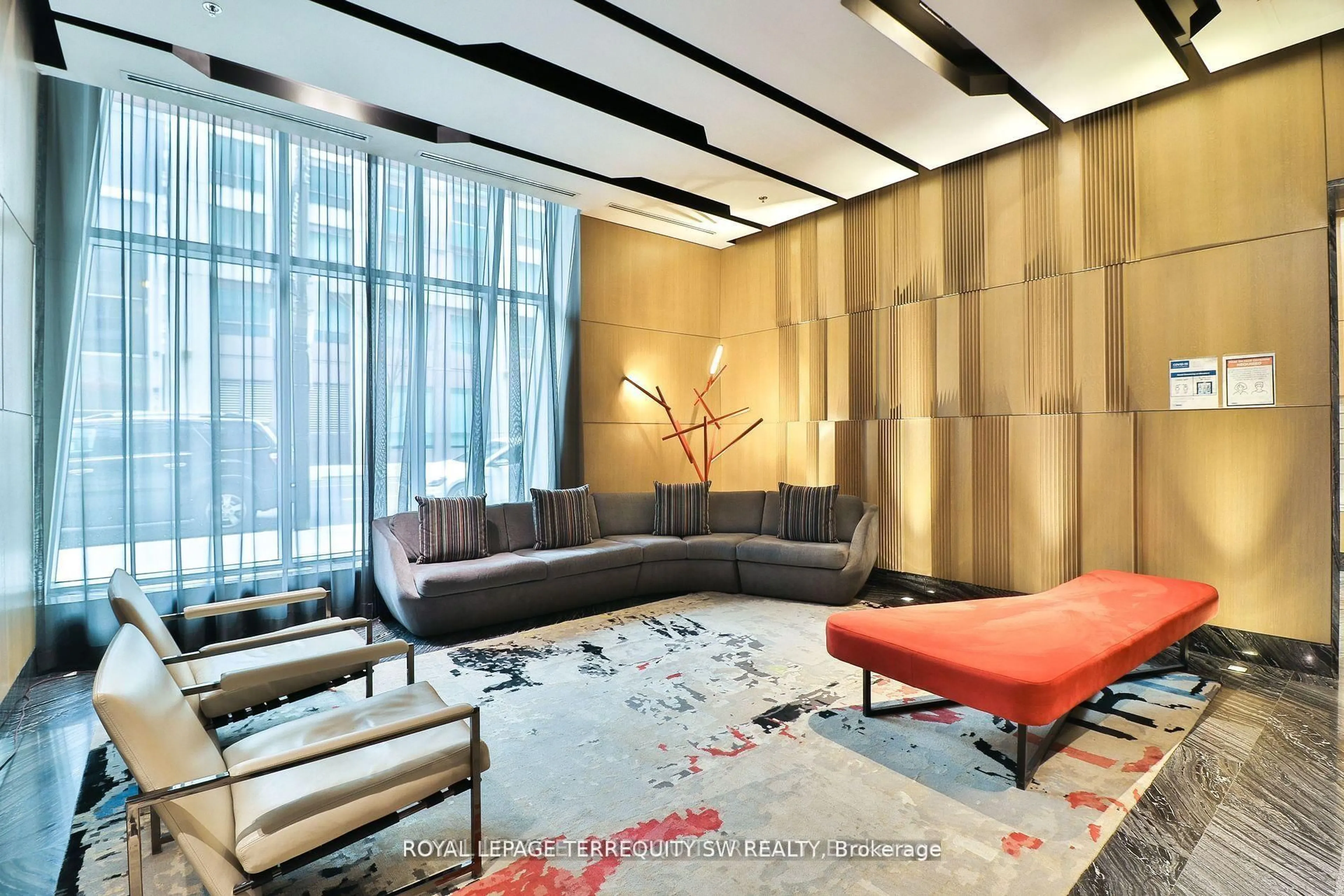Lobby for 199 Richmond St #2202, Toronto Ontario M5V 0H4