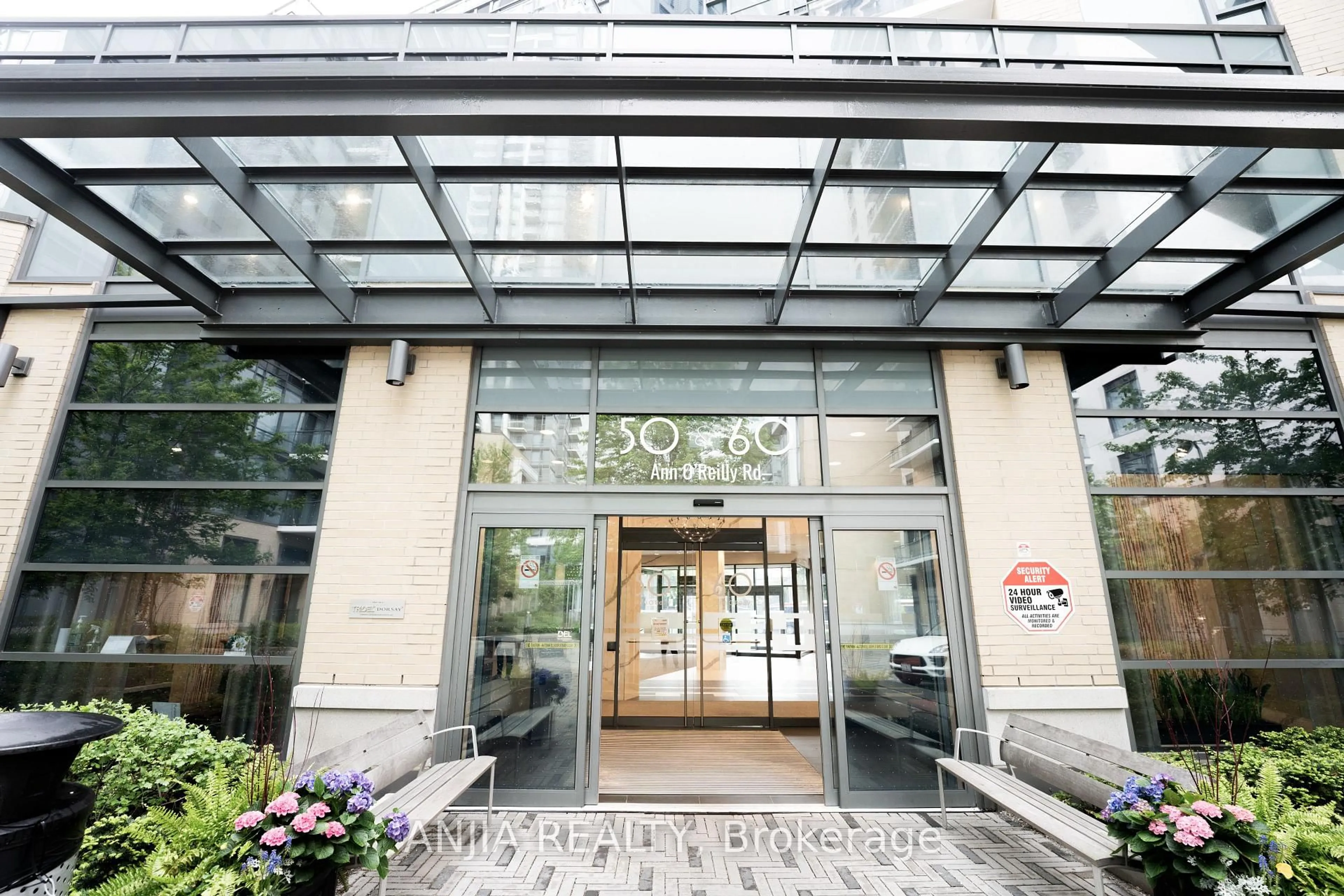 Indoor foyer for 50 Ann Oreilly Rd #1406, Toronto Ontario M2J 0C9